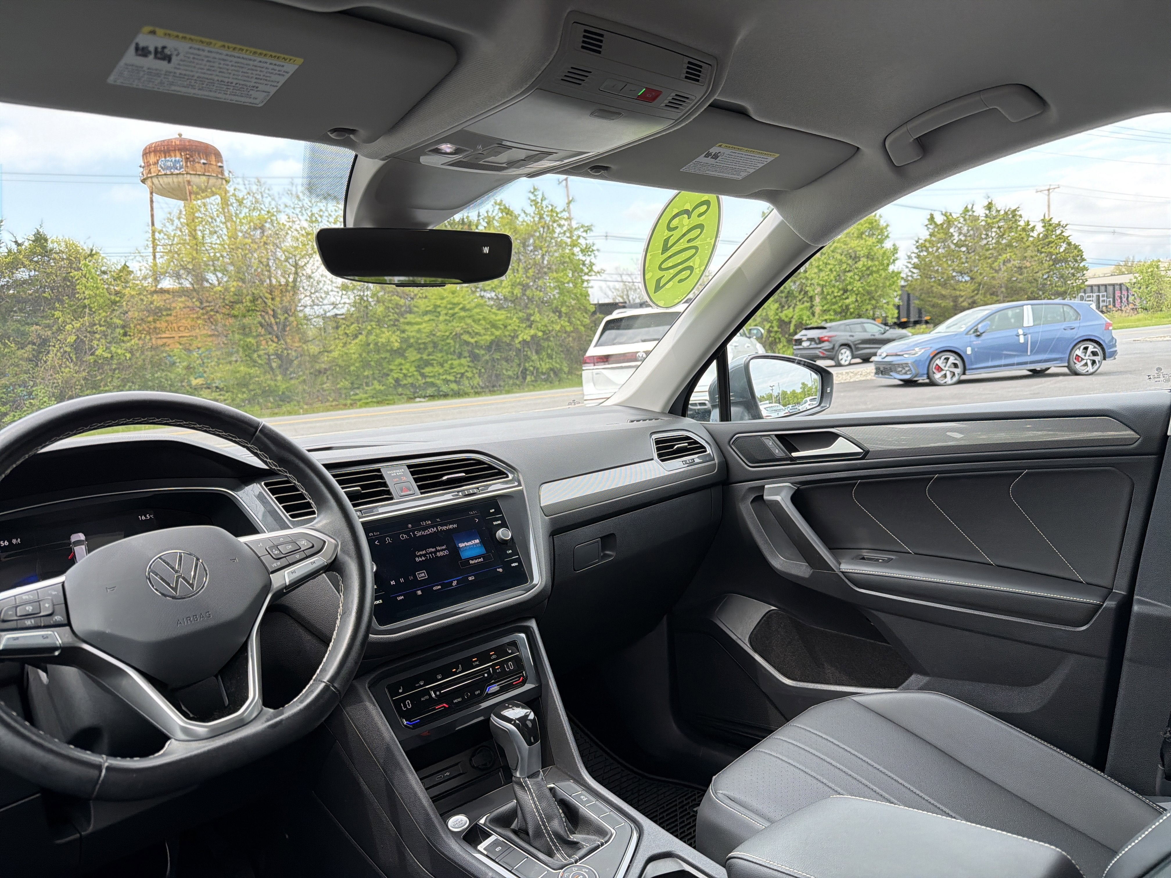 2023 Volkswagen Tiguan 2.0T SE