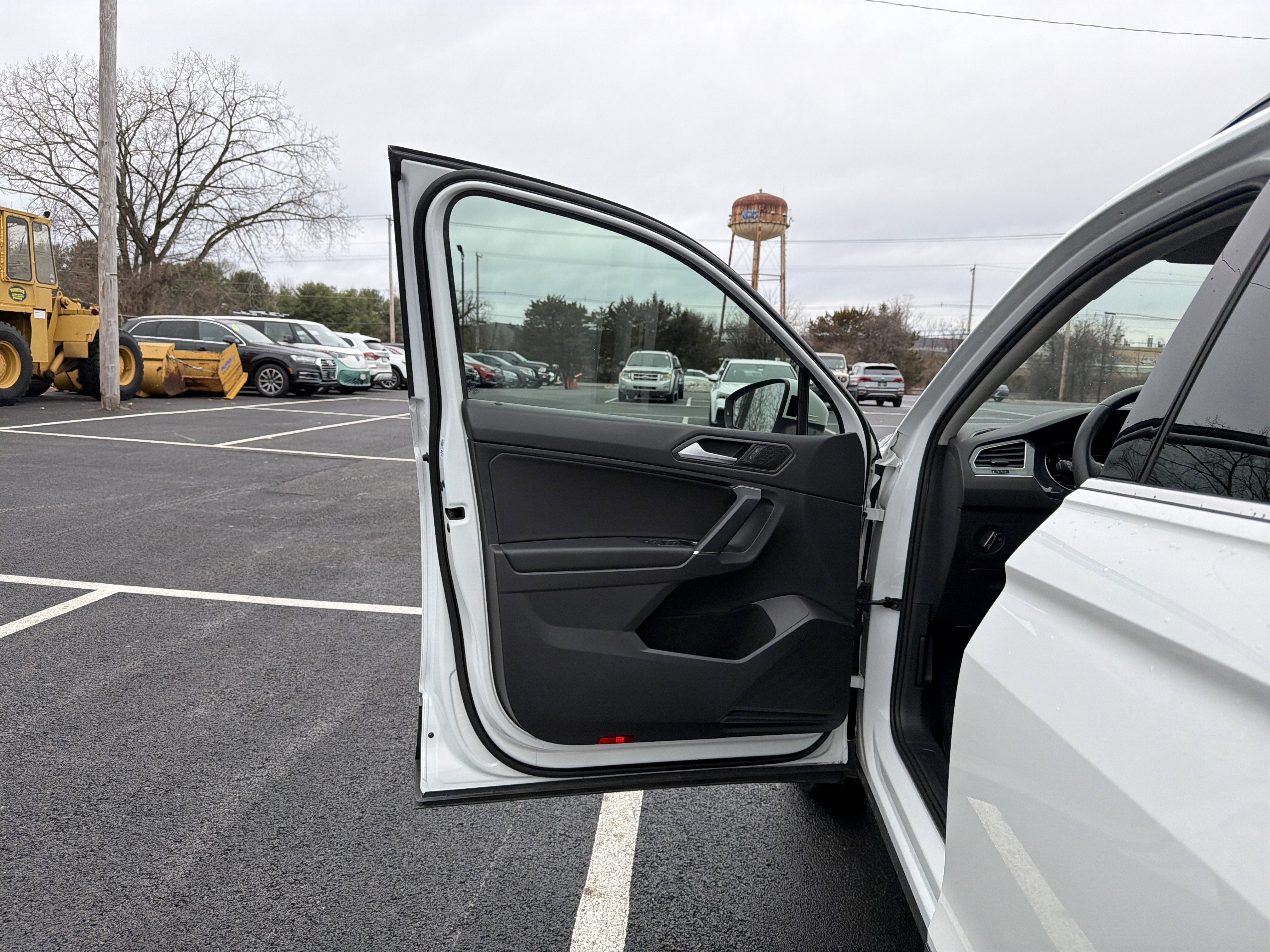 2020 Volkswagen Tiguan 2.0T SE 4Motion