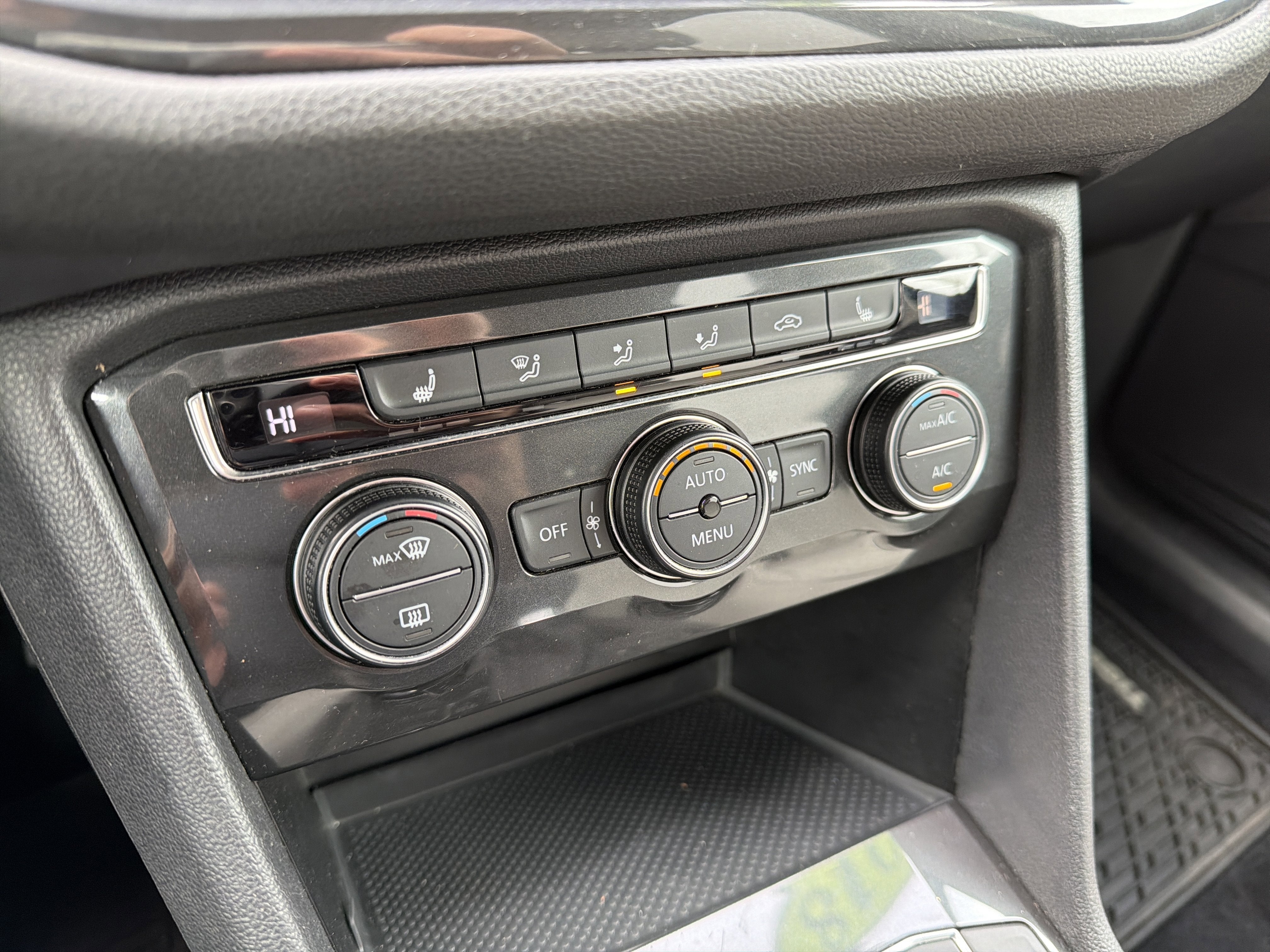 2018 Volkswagen Tiguan 2.0T SE 4Motion