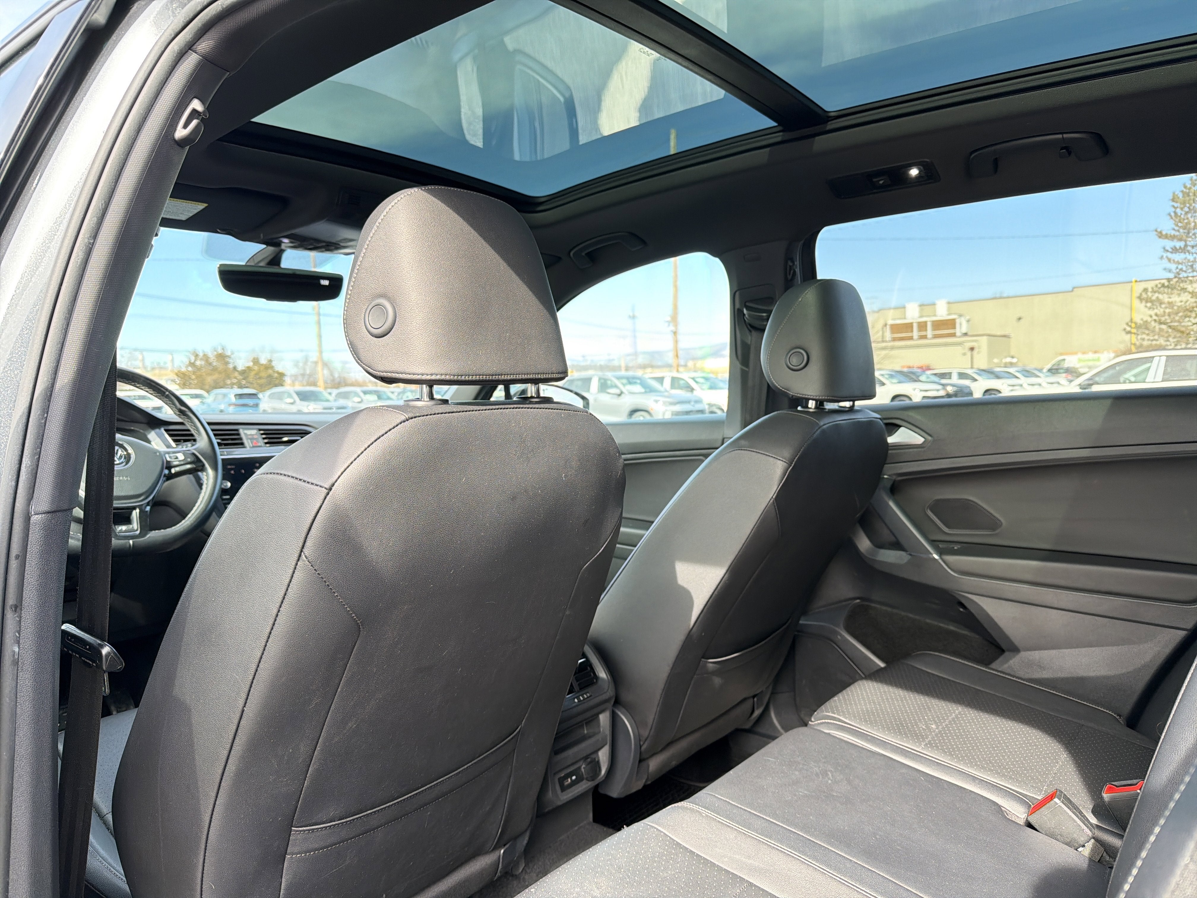 2020 Volkswagen Tiguan 2.0T SE R-Line Black 4Motion