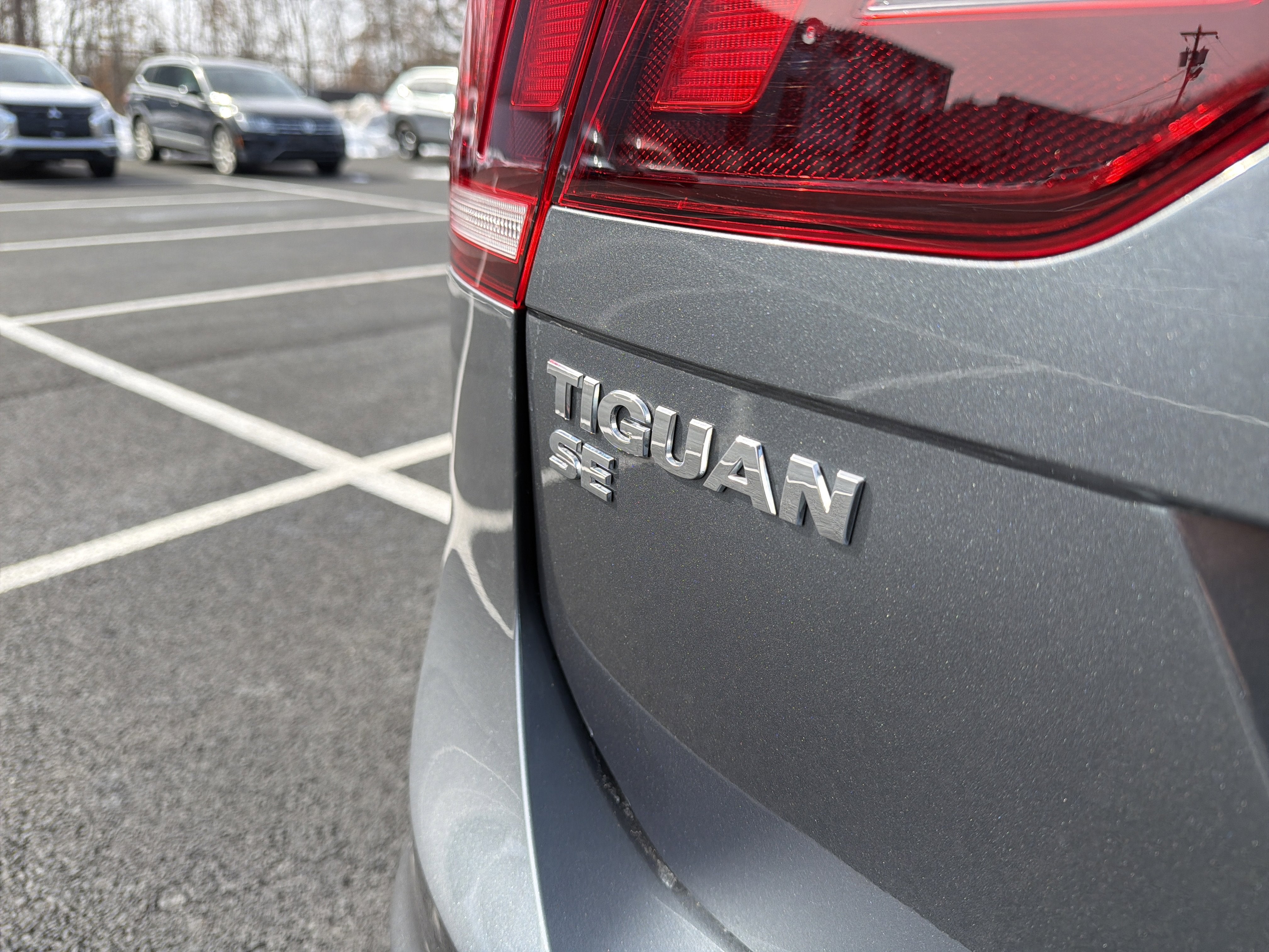 2020 Volkswagen Tiguan 2.0T SE R-Line Black 4Motion