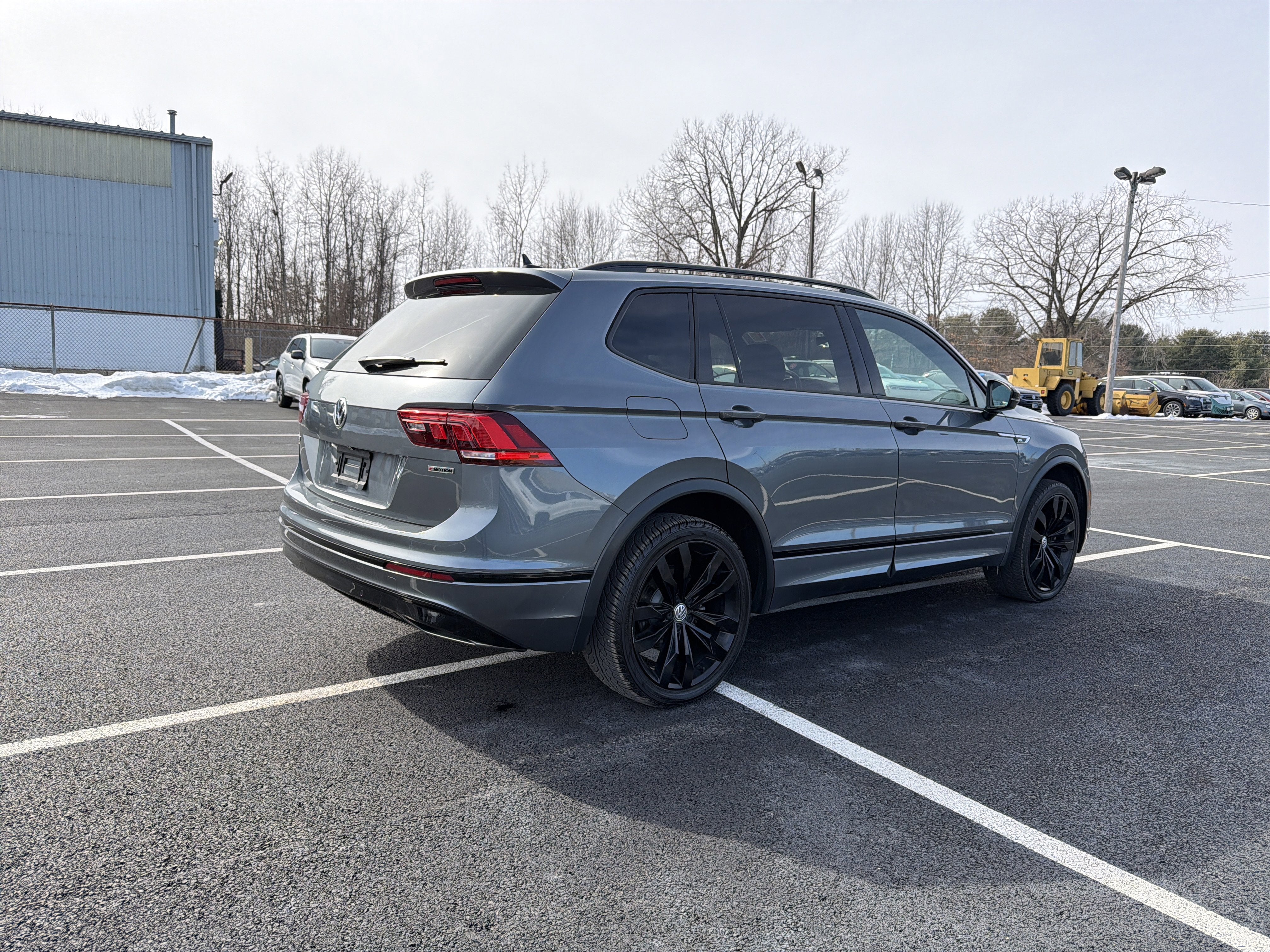 2020 Volkswagen Tiguan 2.0T SE R-Line Black 4Motion