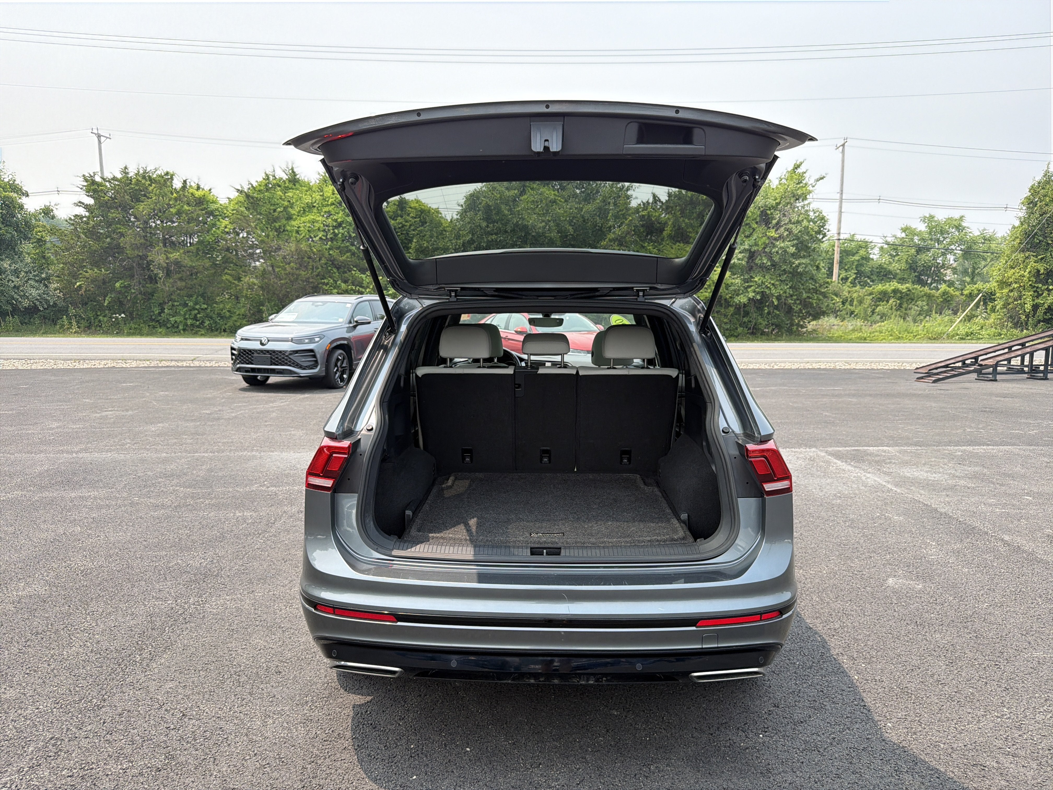 2020 Volkswagen Tiguan 2.0T SE R-Line Black 4Motion