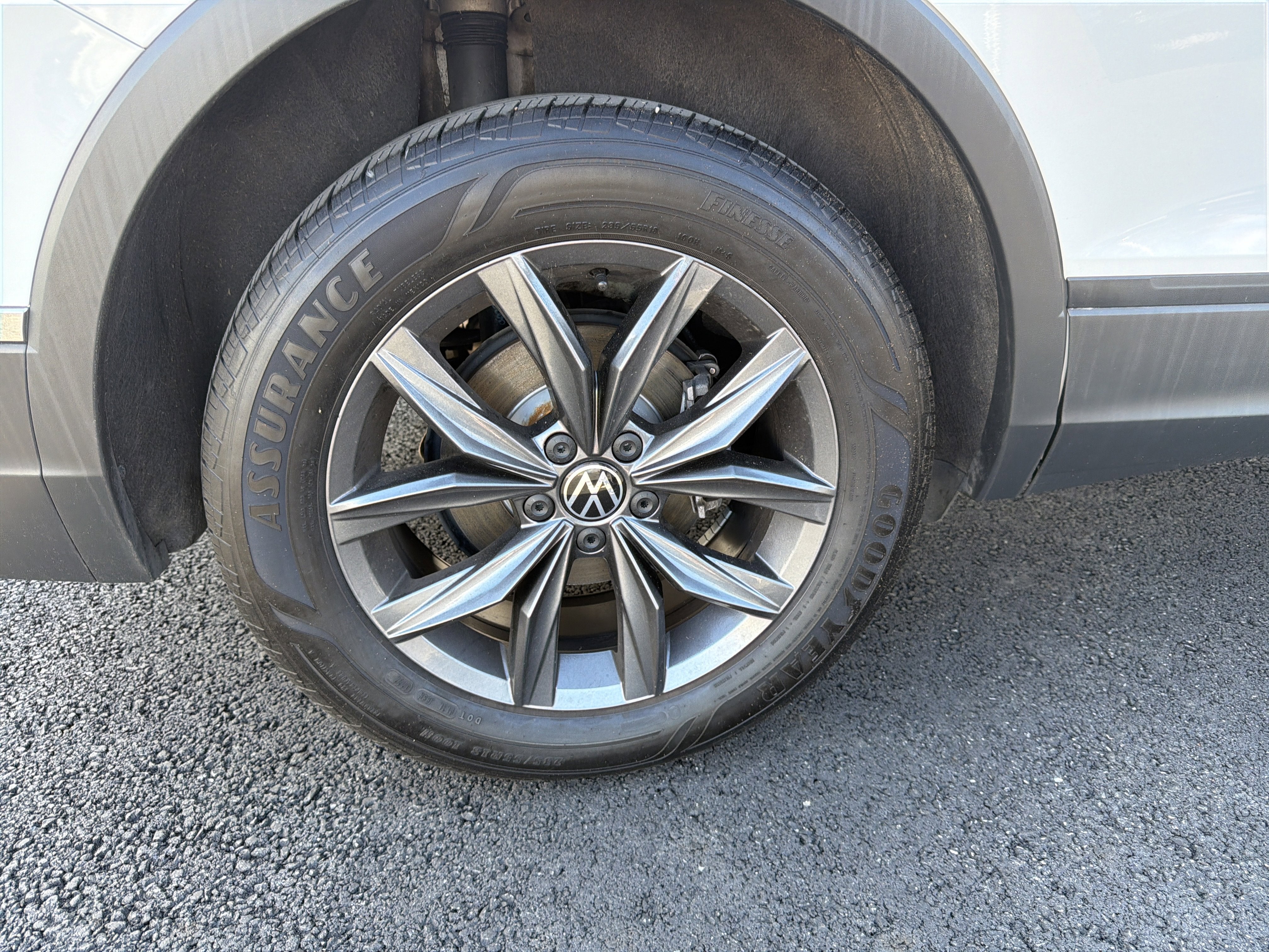 2022 Volkswagen Tiguan 2.0T SE