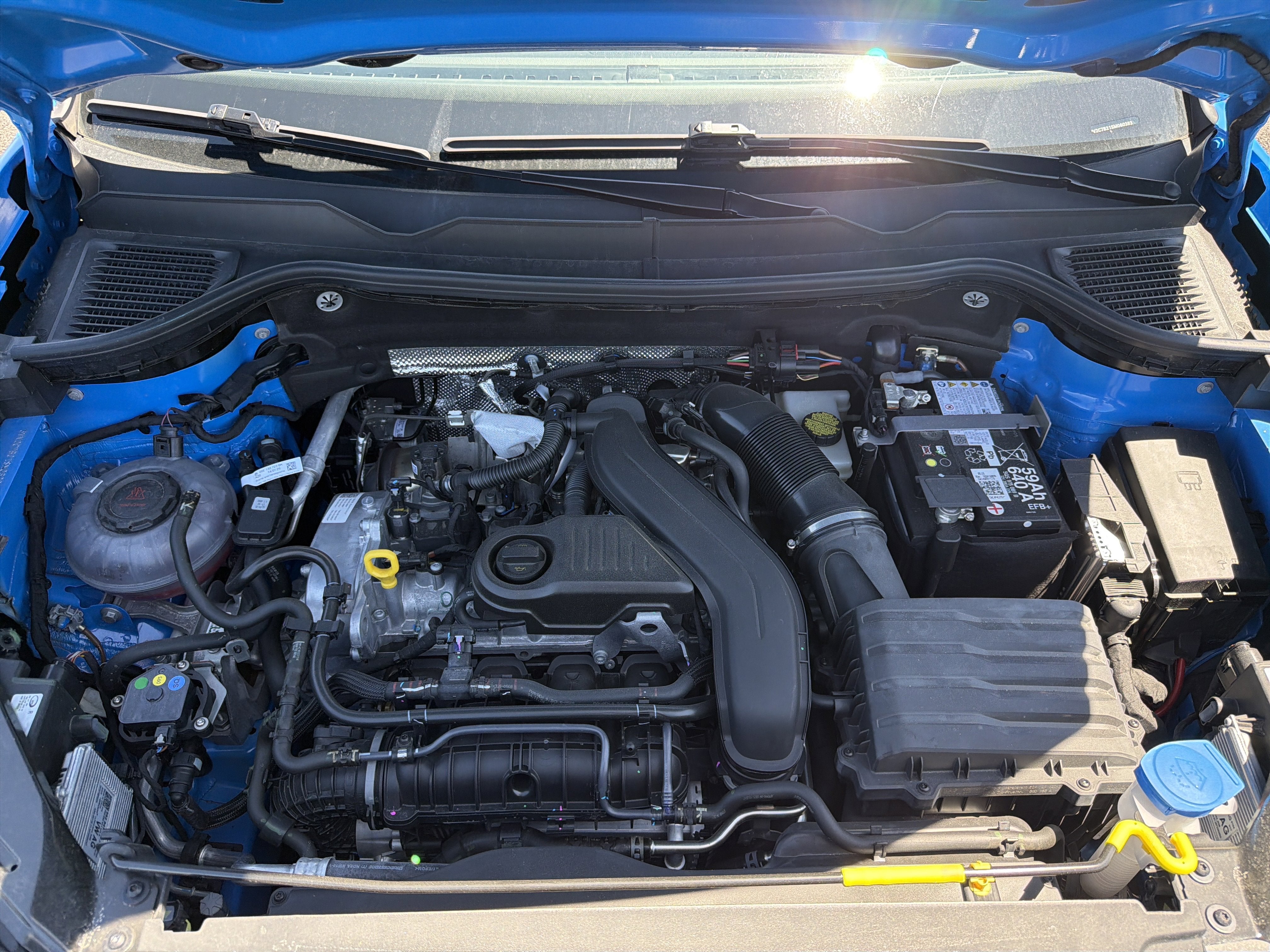 2025 Volkswagen Taos 1.5T SE Black
