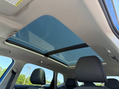 2025 Volkswagen Taos 1.5T SE Black