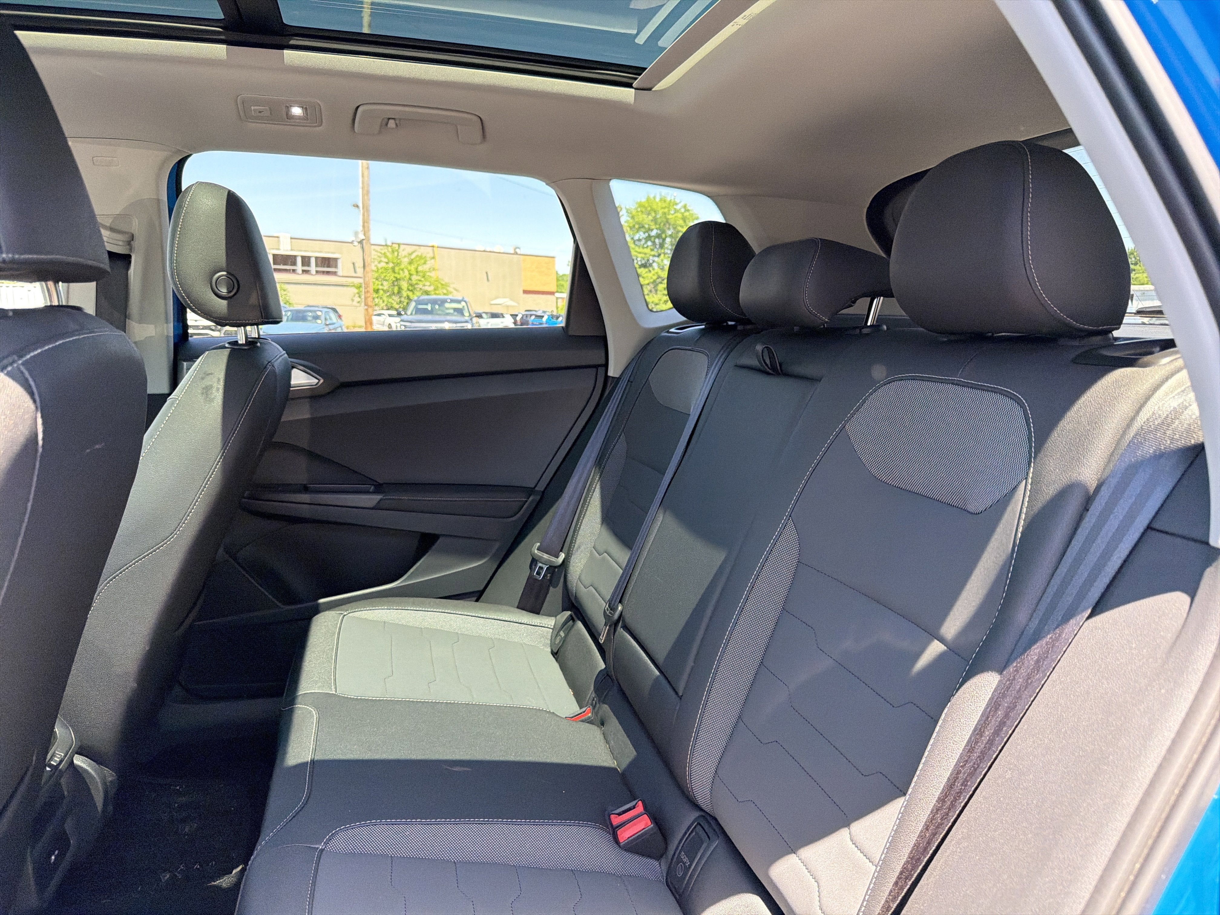 2025 Volkswagen Taos 1.5T SE Black
