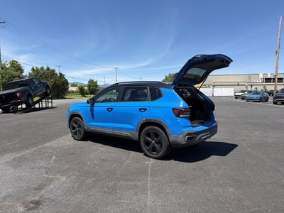 2025 Volkswagen Taos 1.5T SE Black