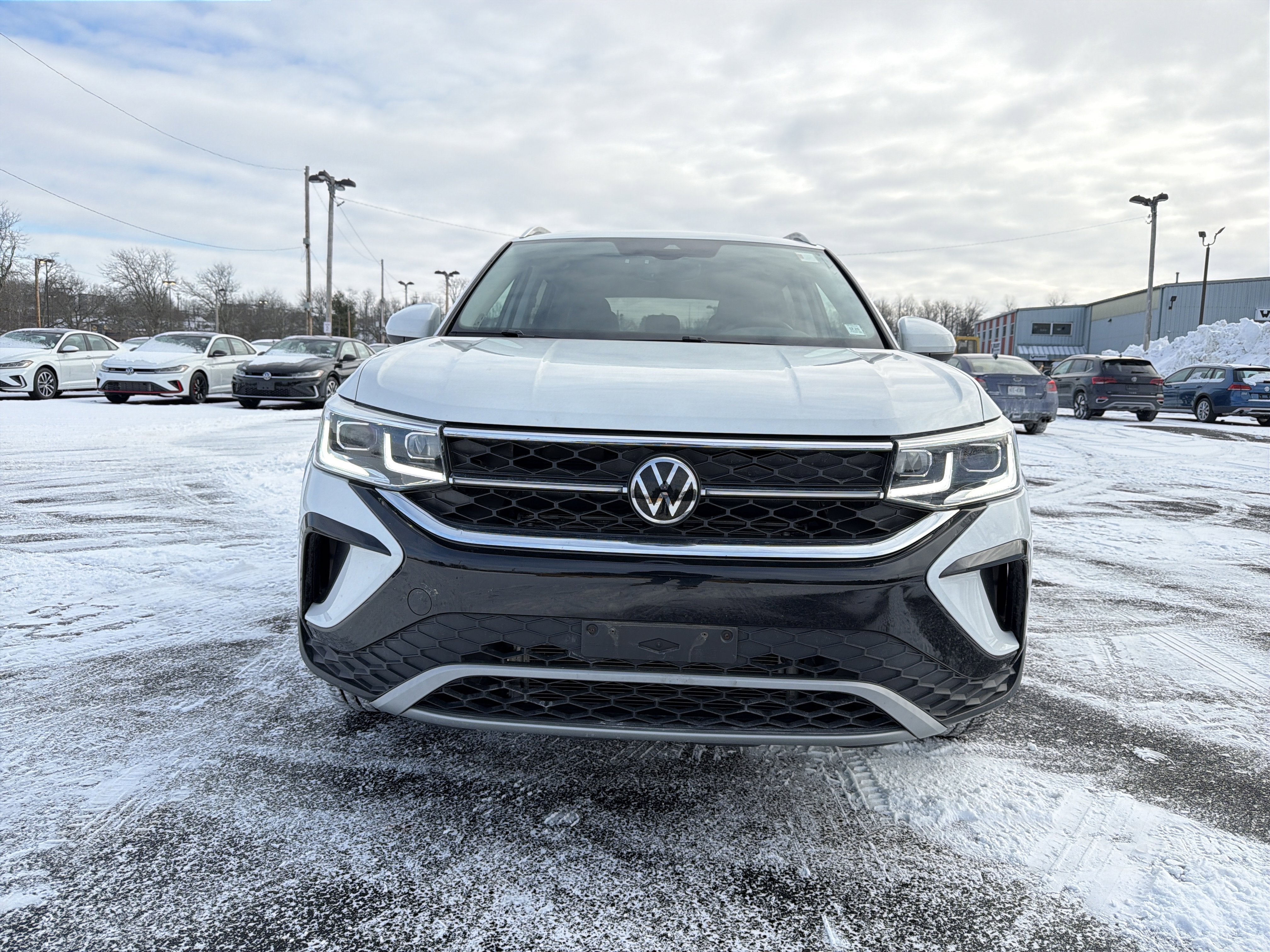 2023 Volkswagen Taos 1.5T SEL