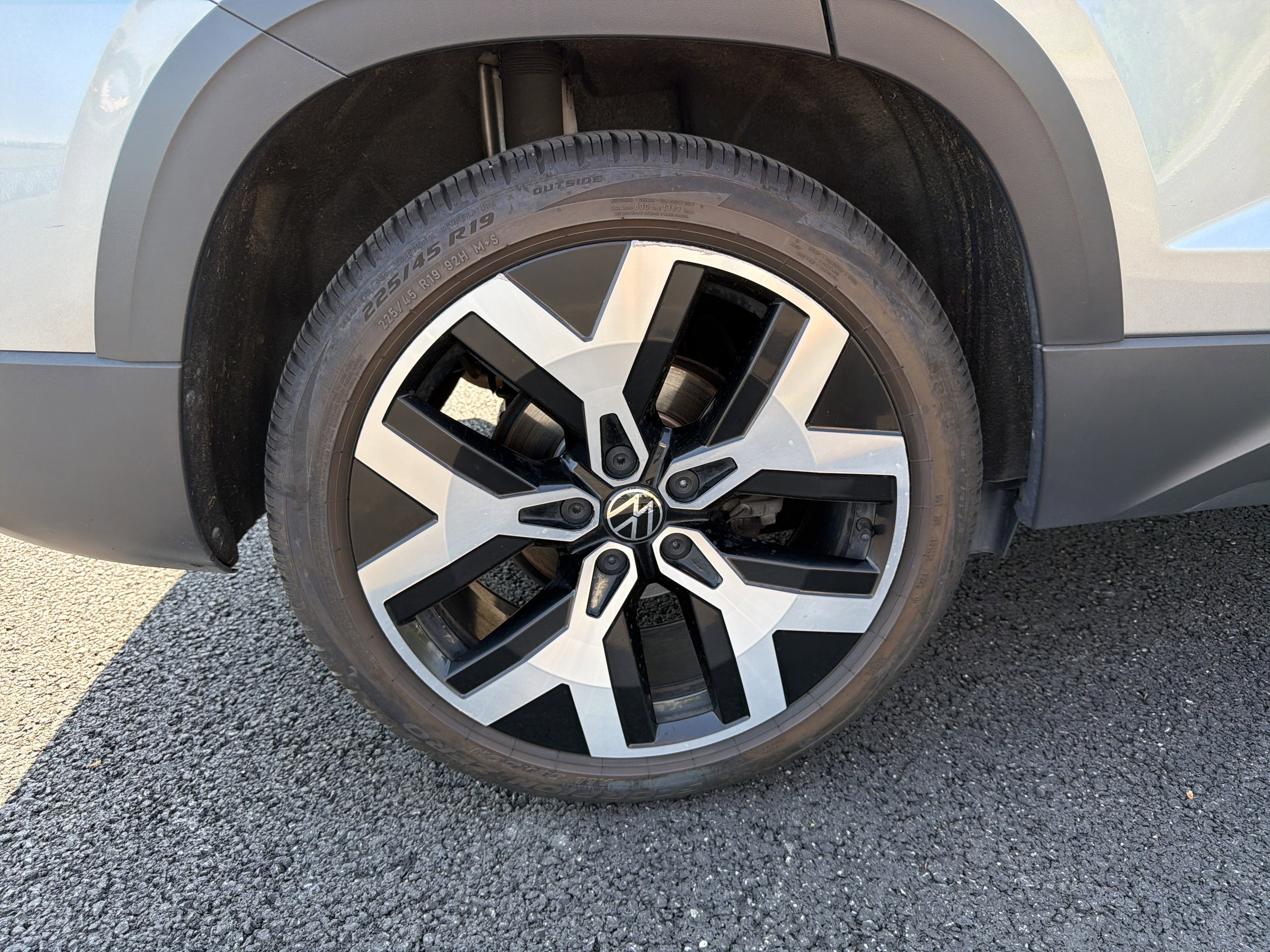 2023 Volkswagen Taos 1.5T SEL