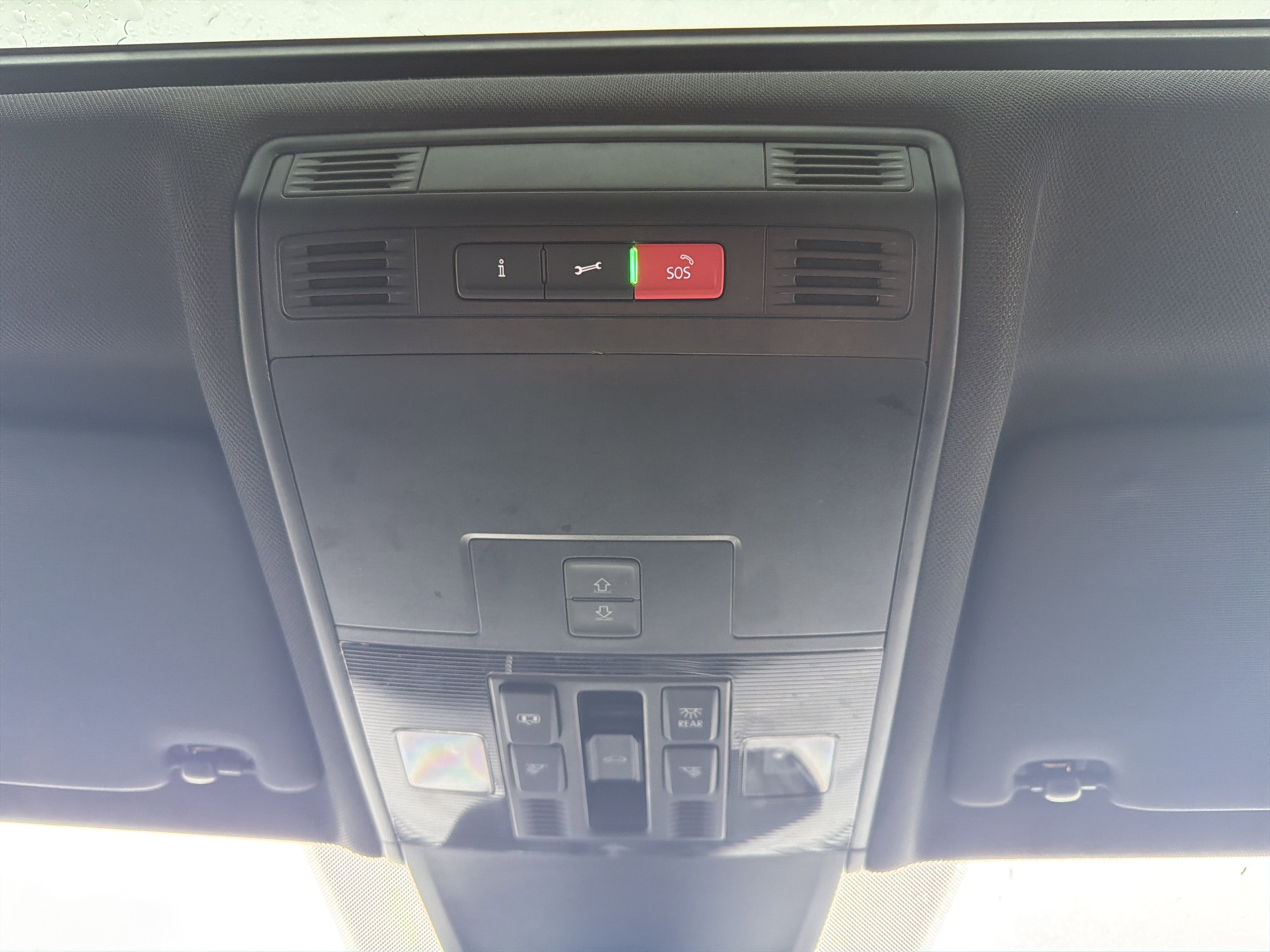 2021 Volkswagen Tiguan 2.0T SEL Premium R-Line