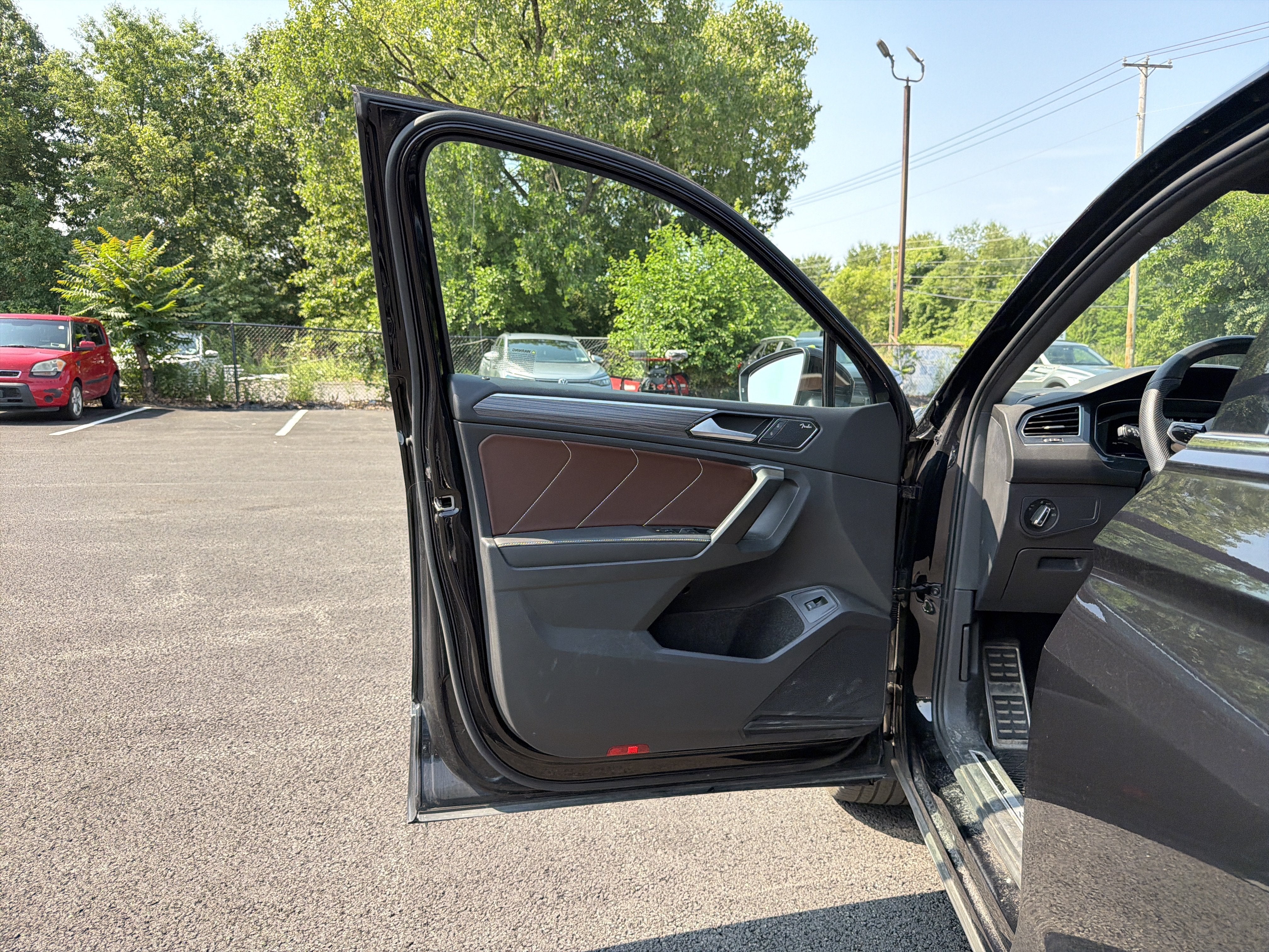 2024 Volkswagen Tiguan 2.0T SEL R-Line