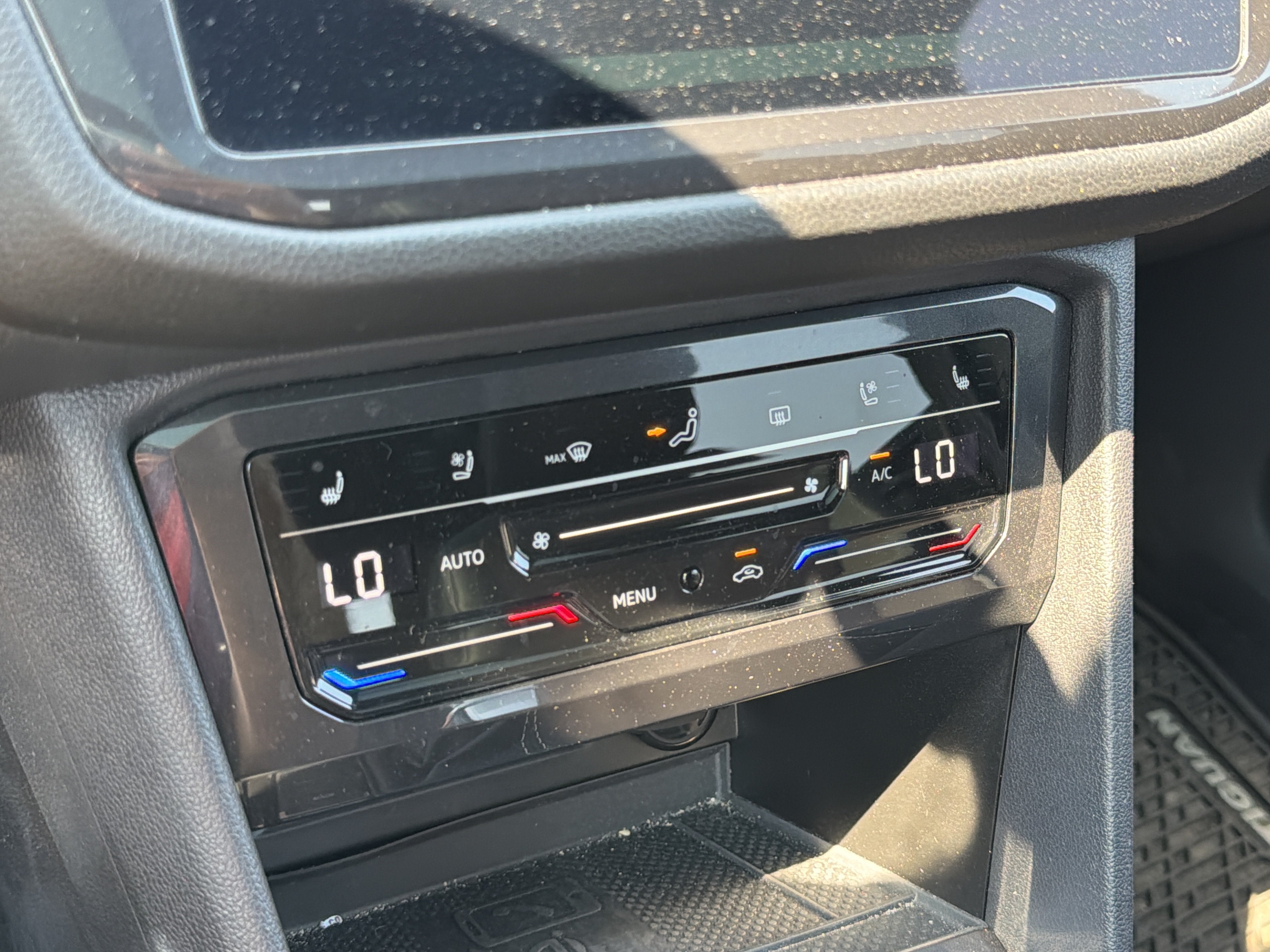 2024 Volkswagen Tiguan 2.0T SEL R-Line