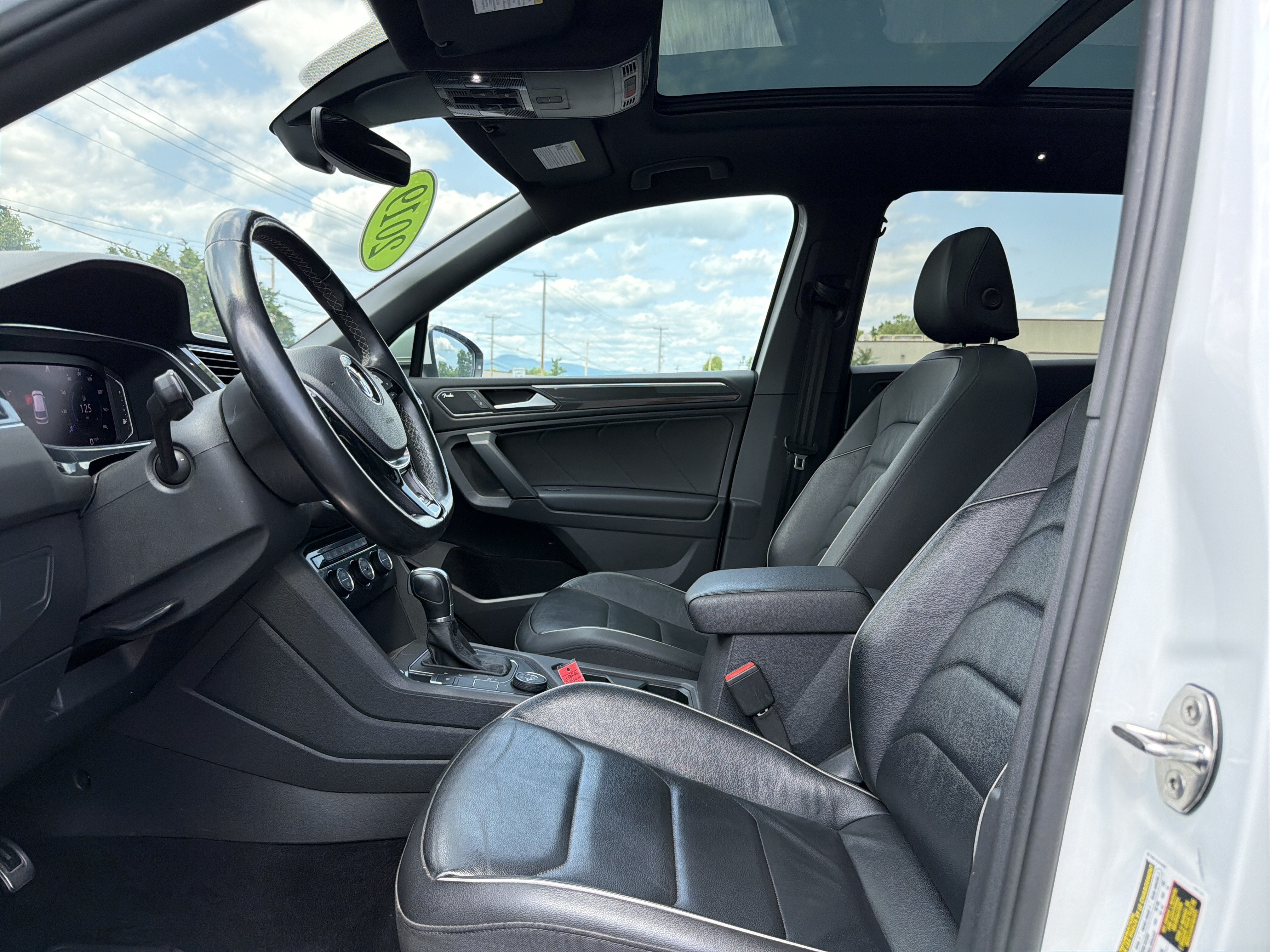 2019 Volkswagen Tiguan 2.0T SEL Premium R-Line 4Motion