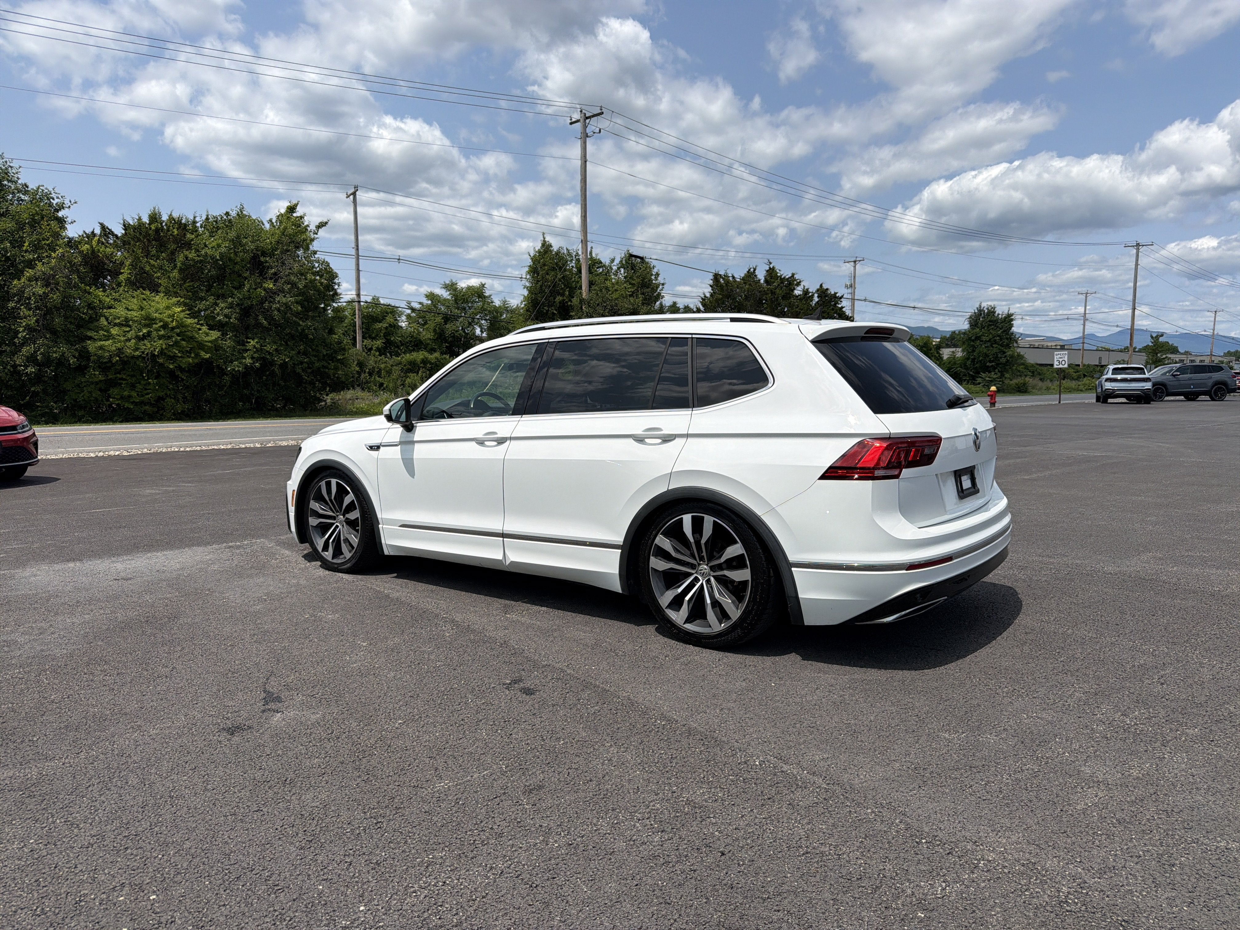 2019 Volkswagen Tiguan 2.0T SEL Premium R-Line 4Motion