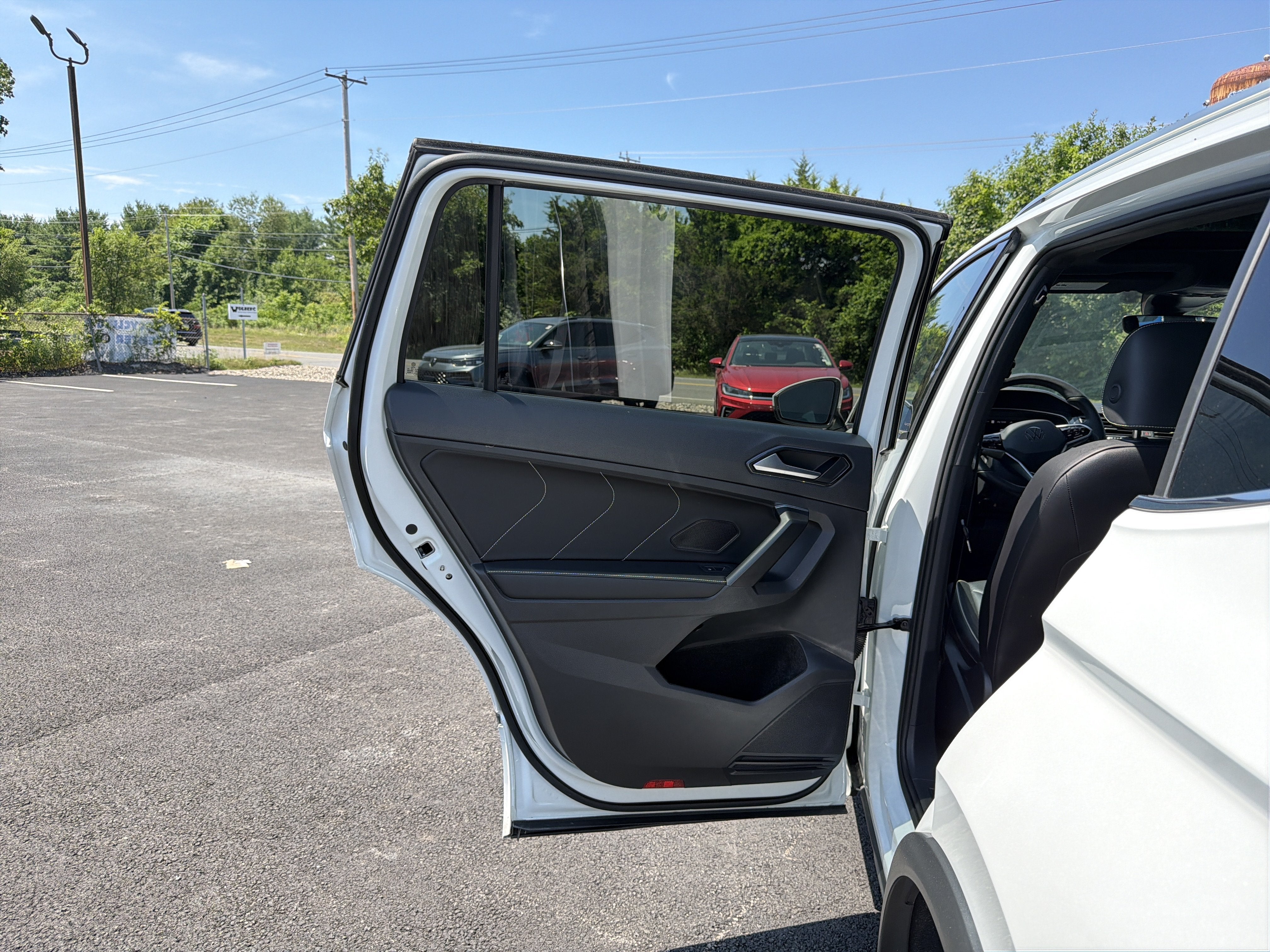 2024 Volkswagen Tiguan 2.0T SEL R-Line