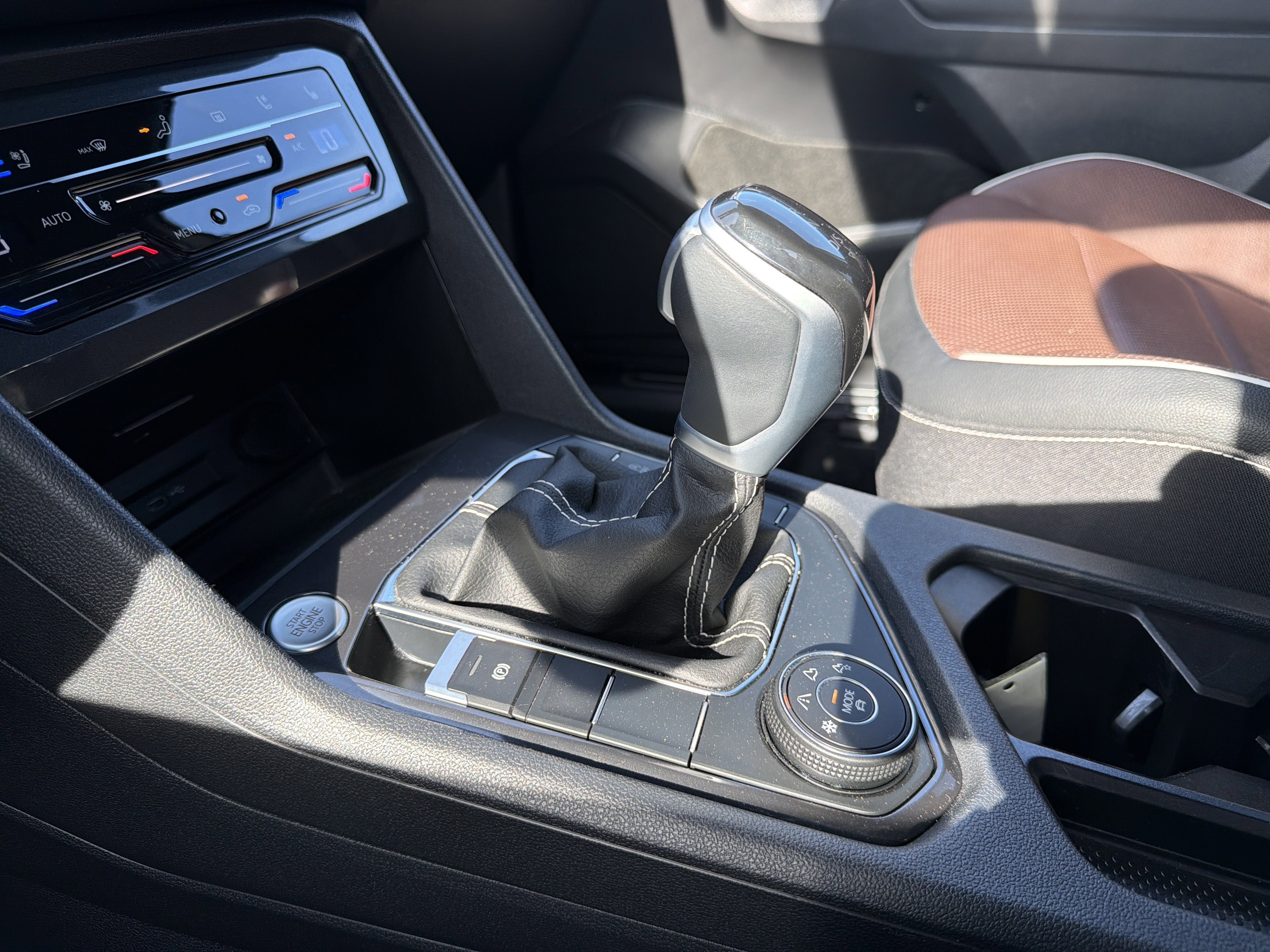2024 Volkswagen Tiguan 2.0T SEL R-Line