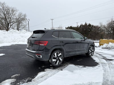 2024 Volkswagen Taos 1.5T SEL