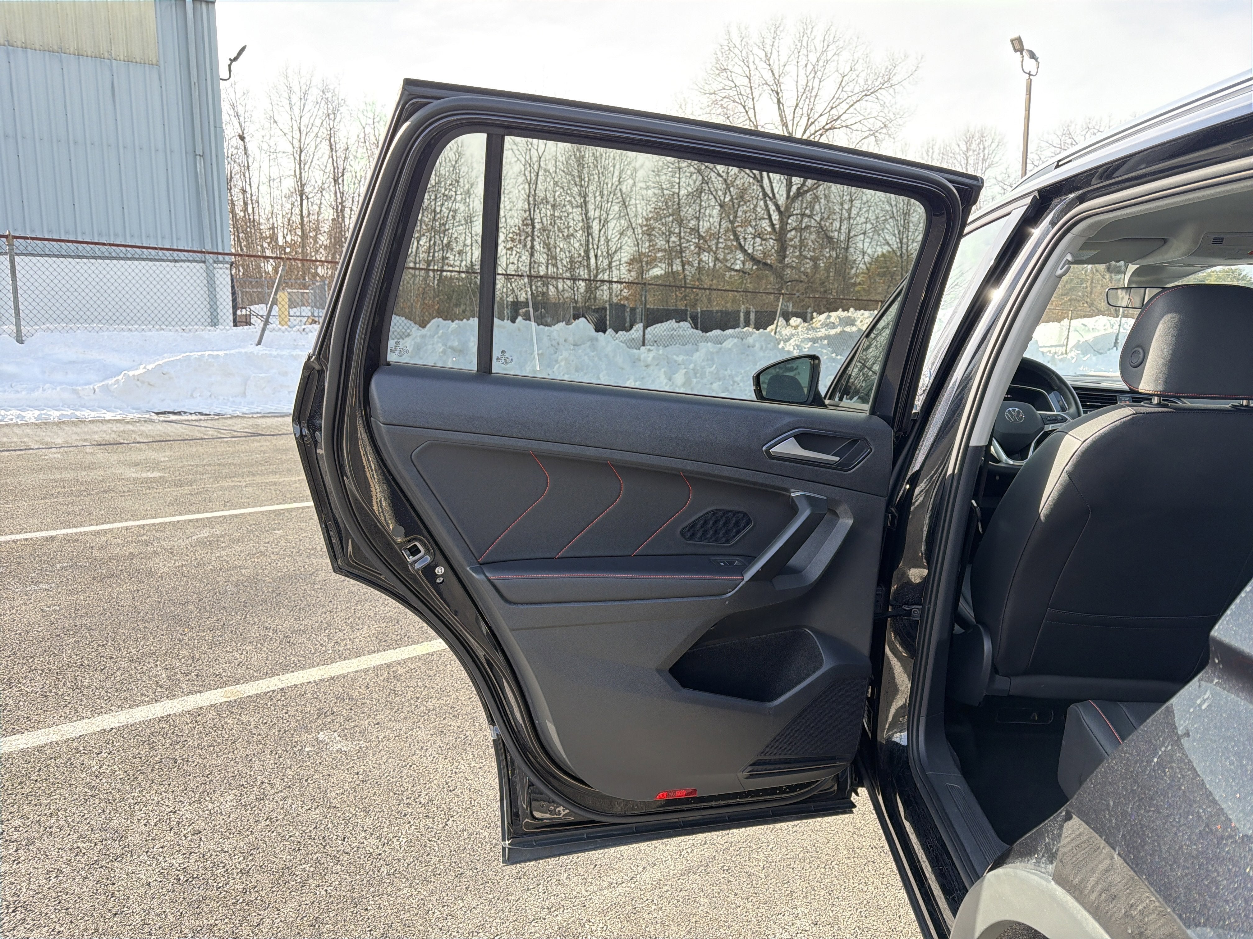 2024 Volkswagen Tiguan 2.0T Wolfsburg Edition