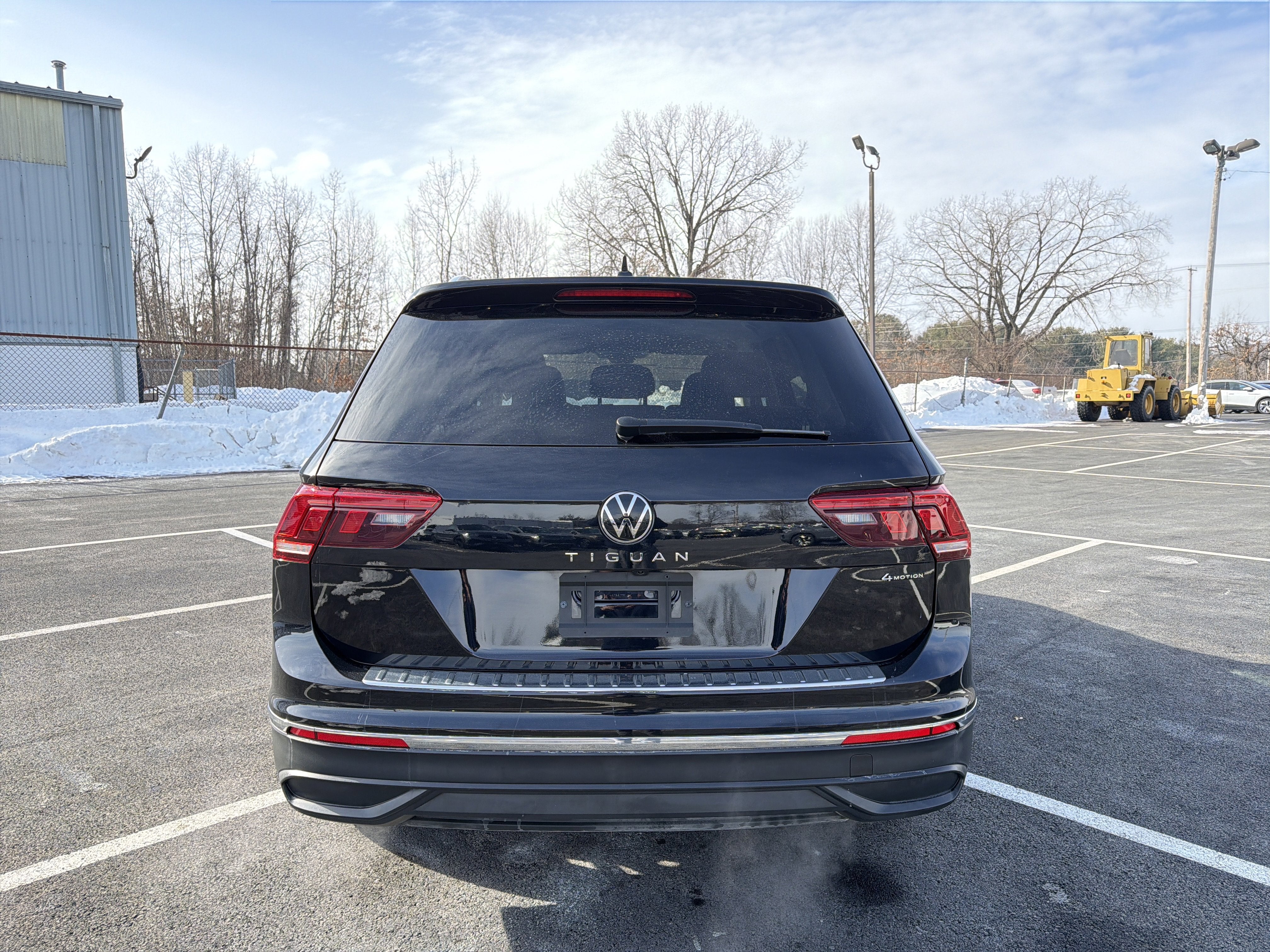 2024 Volkswagen Tiguan 2.0T Wolfsburg Edition