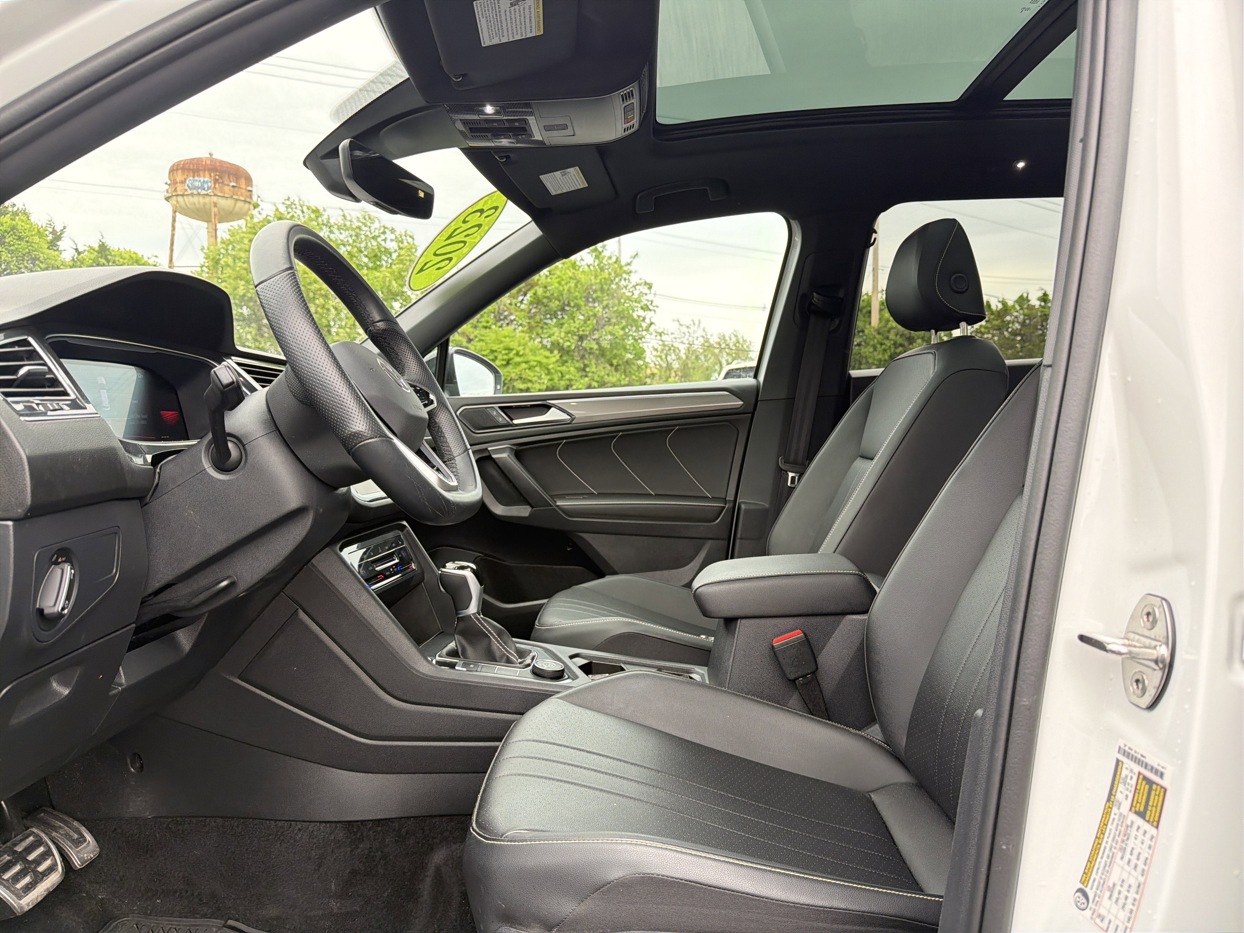 2023 Volkswagen Tiguan 2.0T SE R-Line Black