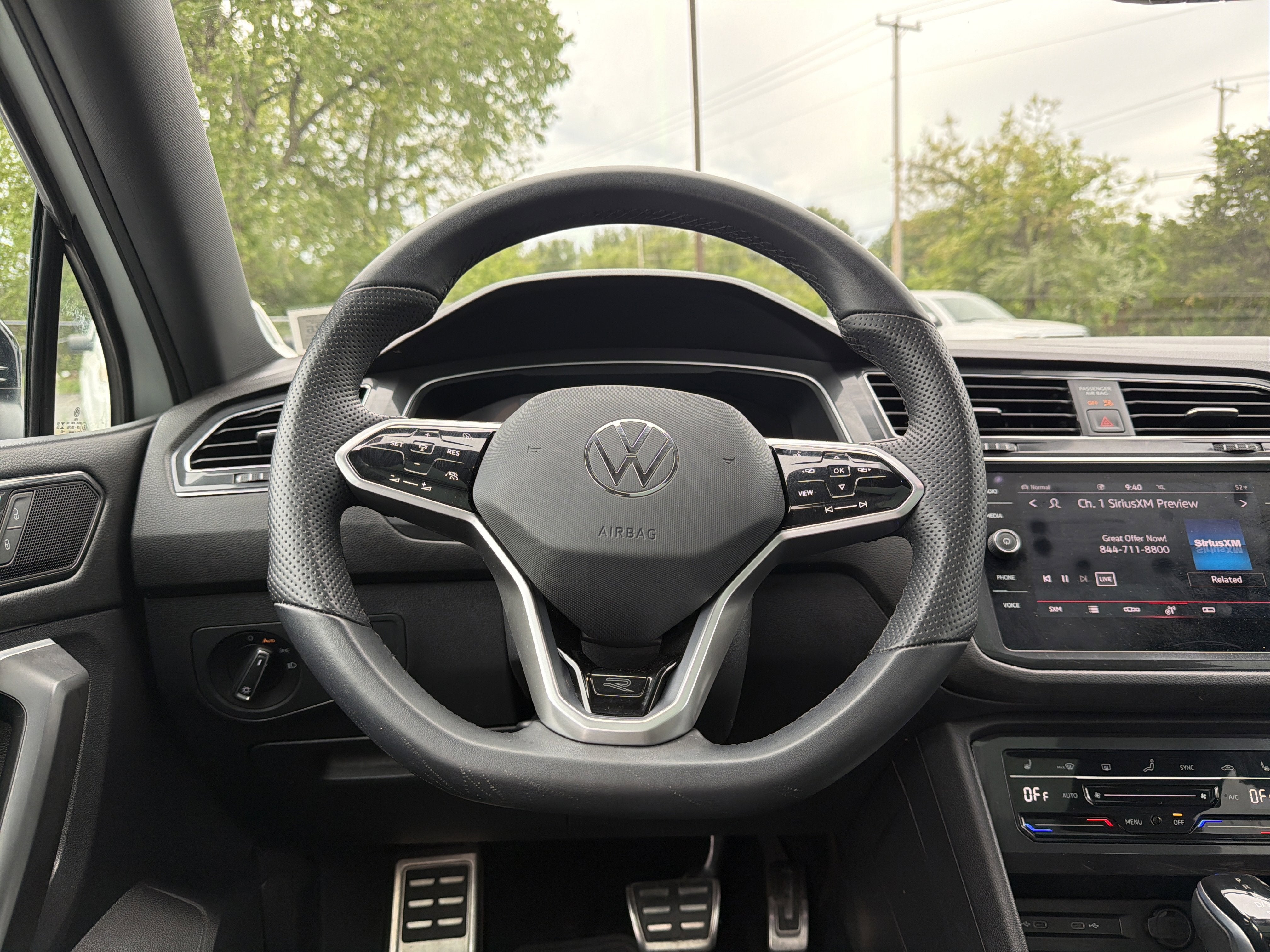 2023 Volkswagen Tiguan 2.0T SE R-Line Black