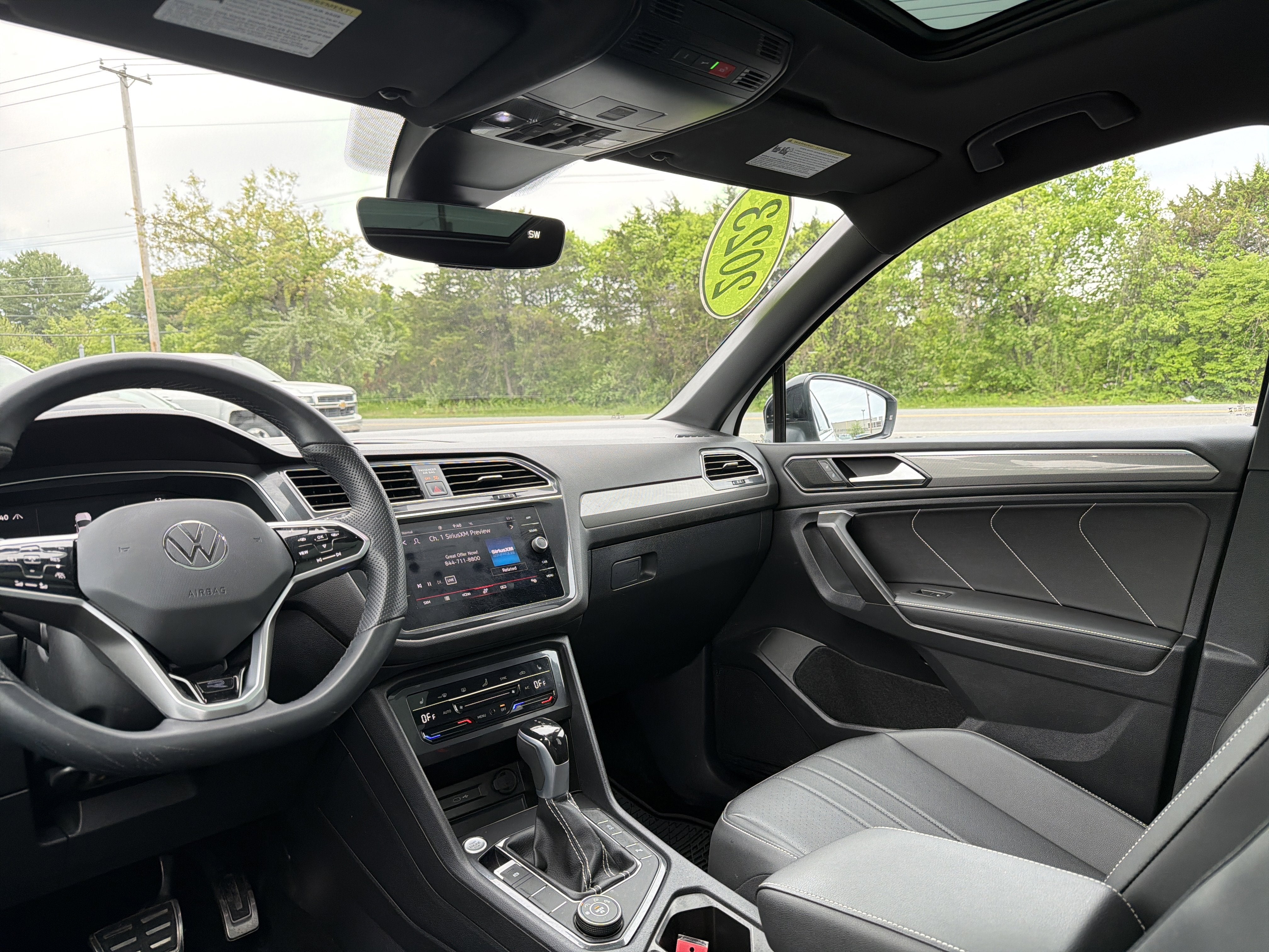 2023 Volkswagen Tiguan 2.0T SE R-Line Black