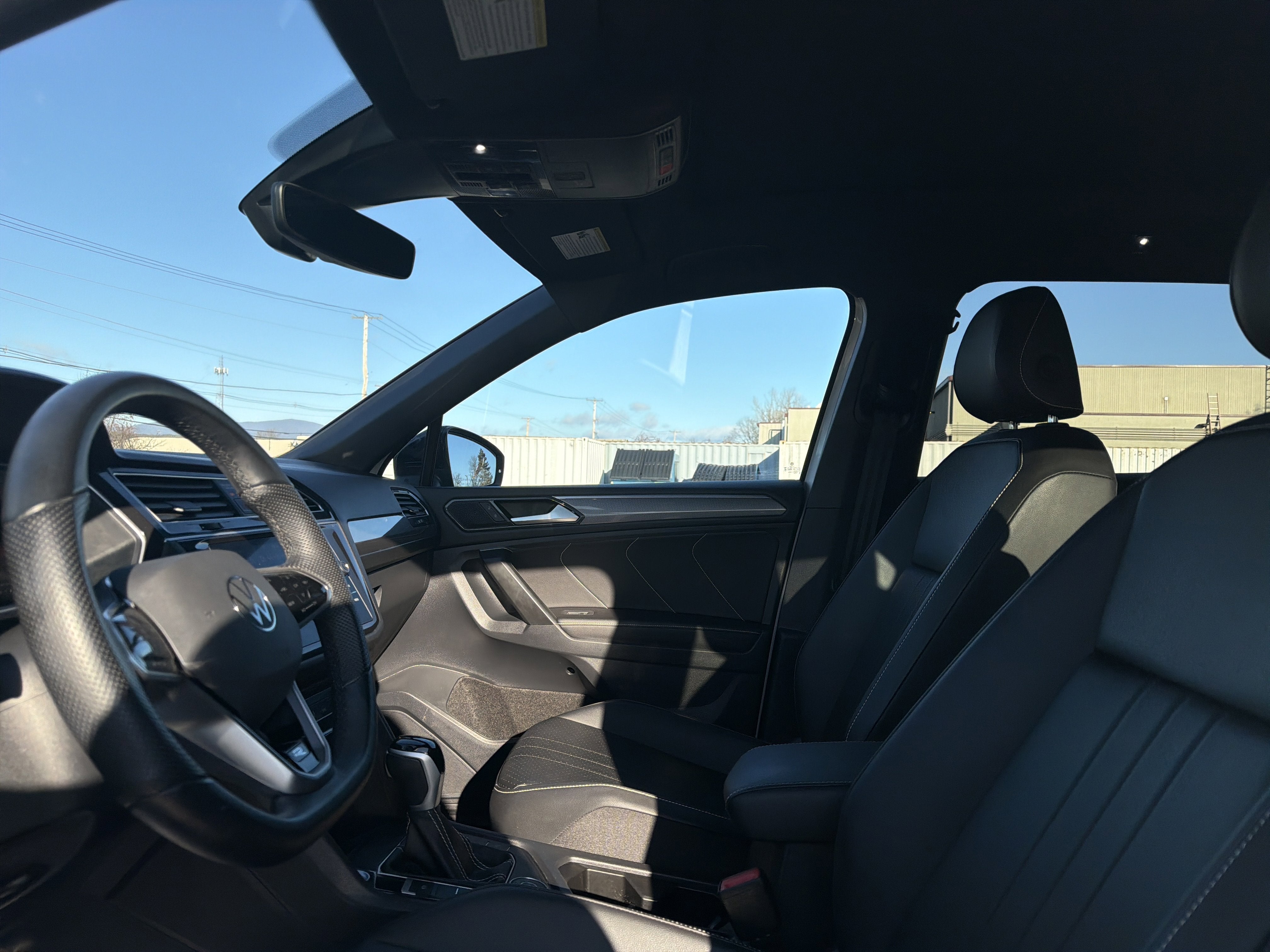 2024 Volkswagen Tiguan 2.0T SE R-Line Black