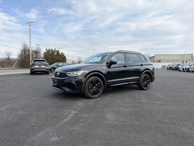 2022 Volkswagen Tiguan 2.0T SE R-Line Black