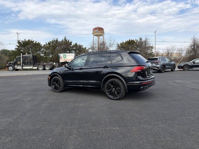 2022 Volkswagen Tiguan 2.0T SE R-Line Black