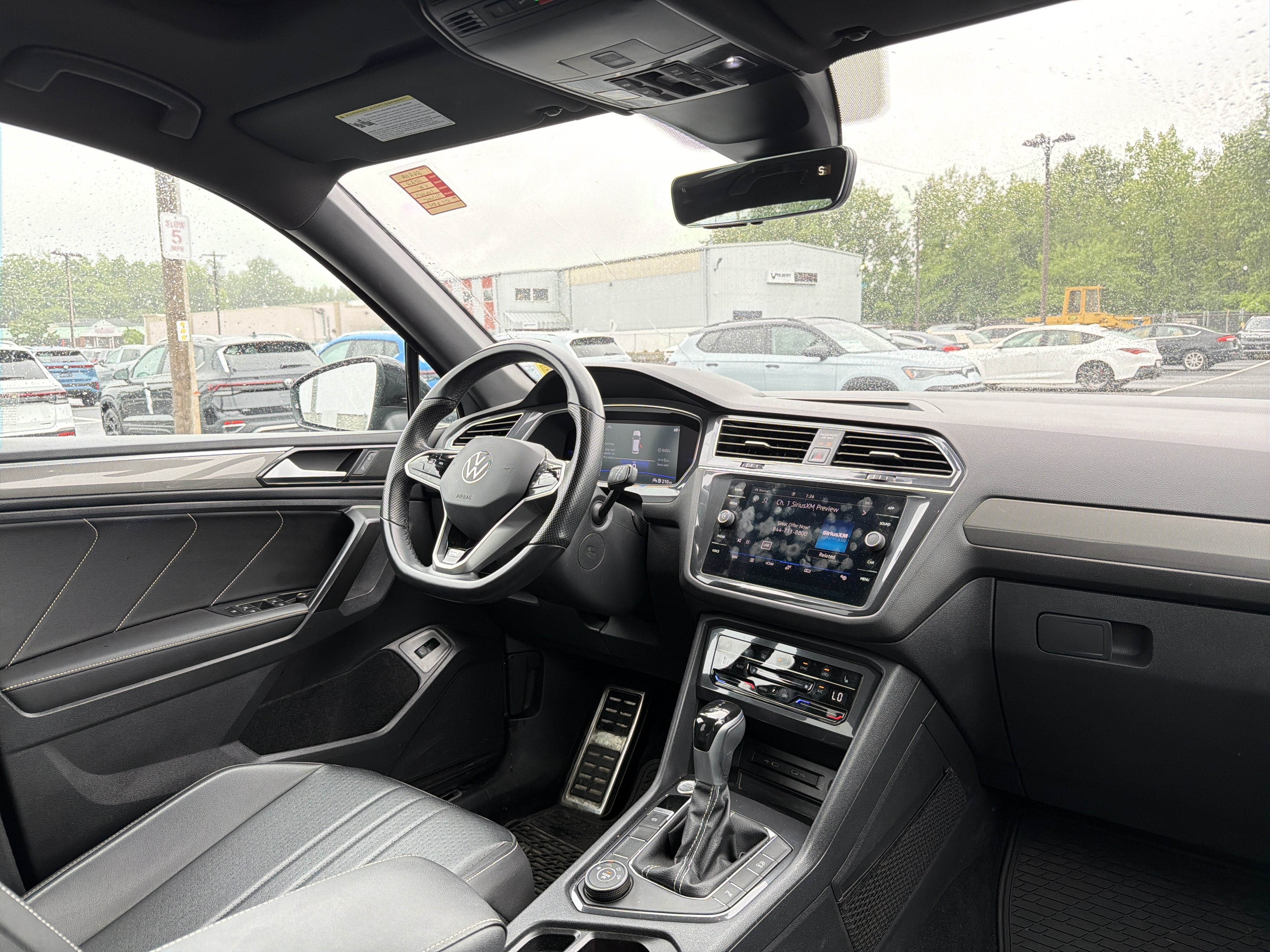 2022 Volkswagen Tiguan 2.0T SE R-Line Black