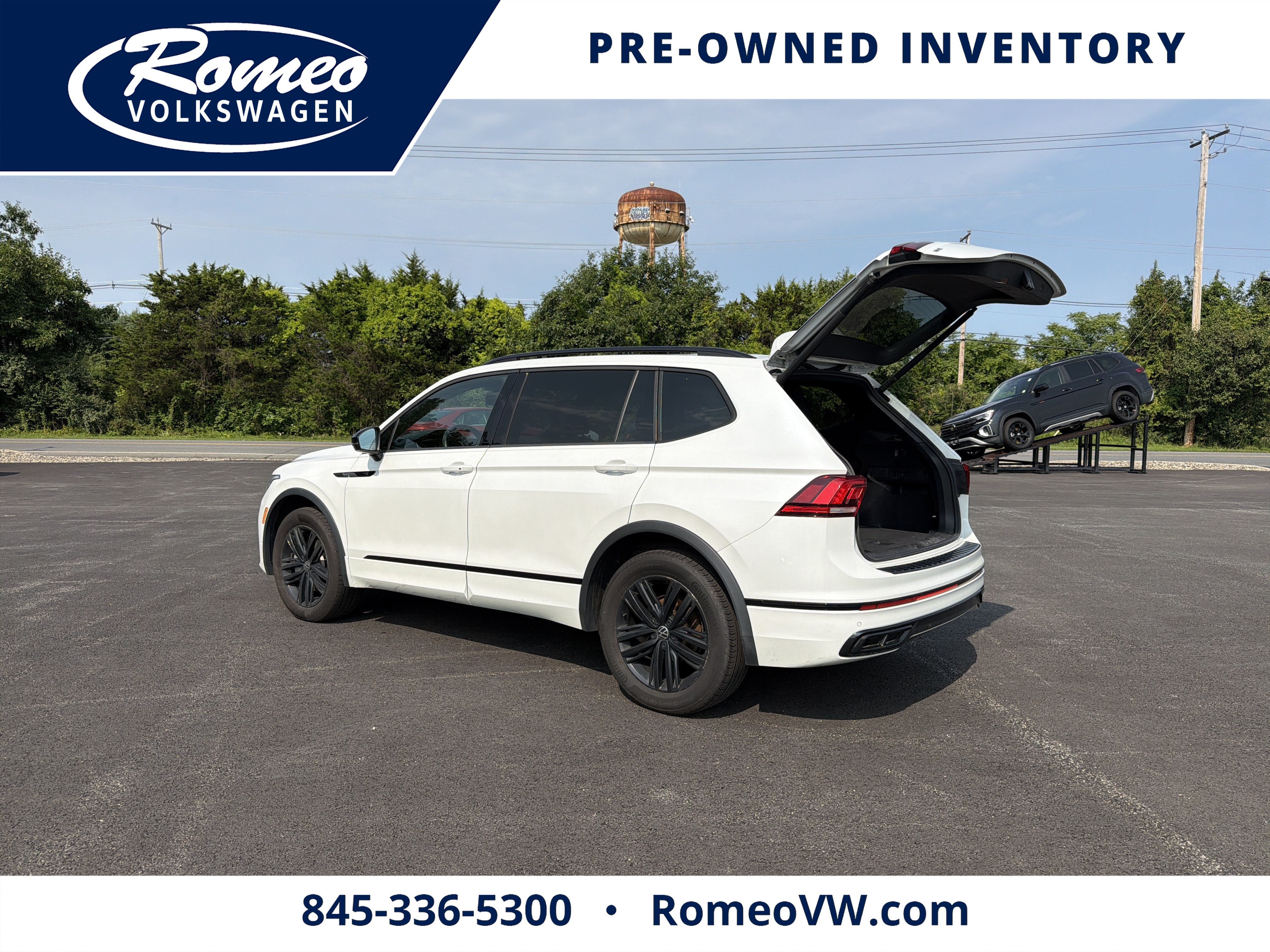 2022 Volkswagen Tiguan 2.0T SE R-Line Black