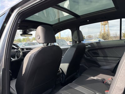 2023 Volkswagen Tiguan 2.0T SE R-Line Black