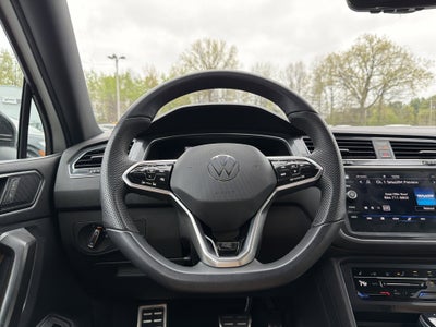 2022 Volkswagen Tiguan 2.0T SE R-Line Black