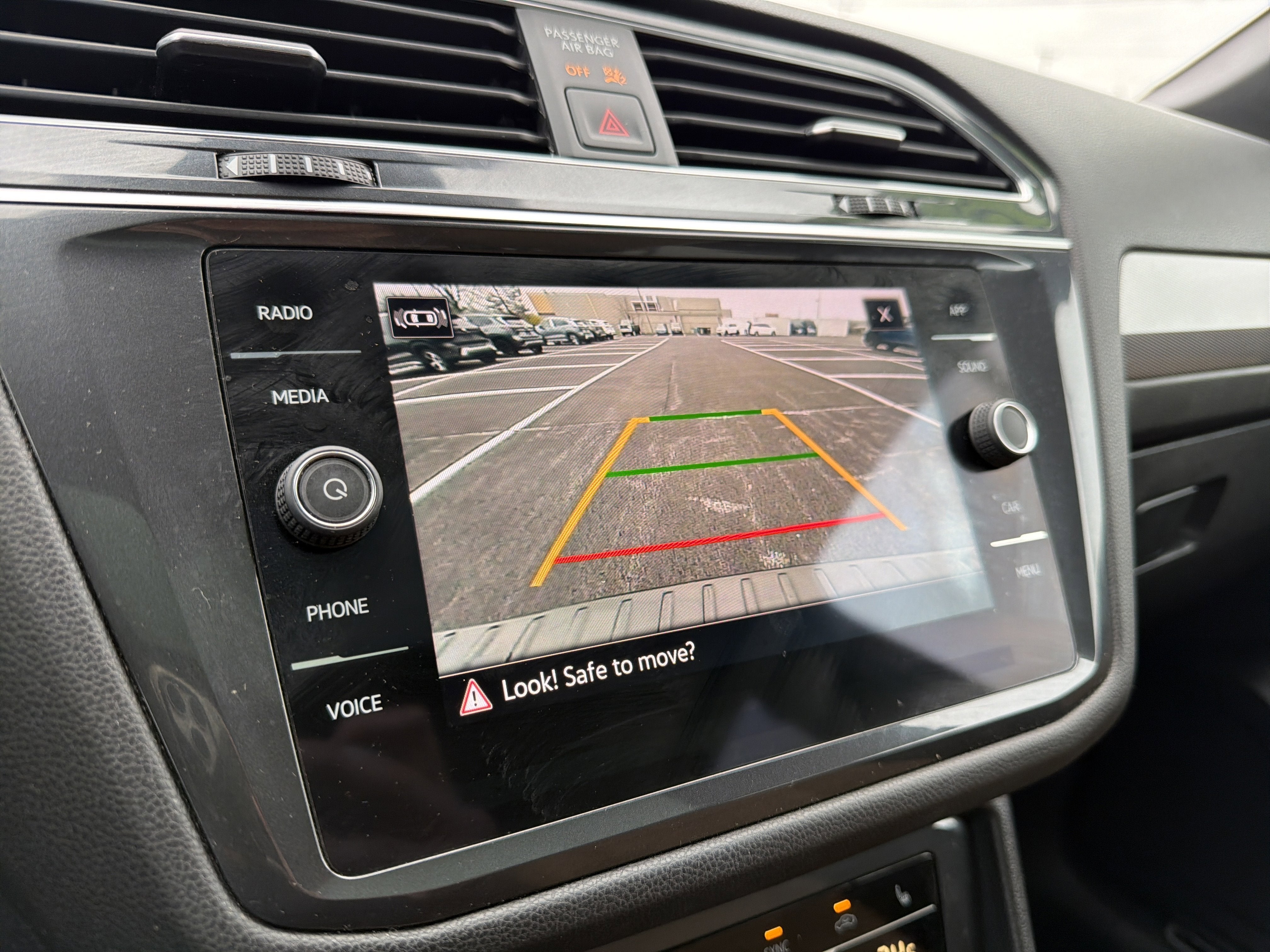 2022 Volkswagen Tiguan 2.0T SE R-Line Black