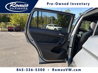 2024 Volkswagen Tiguan 2.0T SE R-Line Black