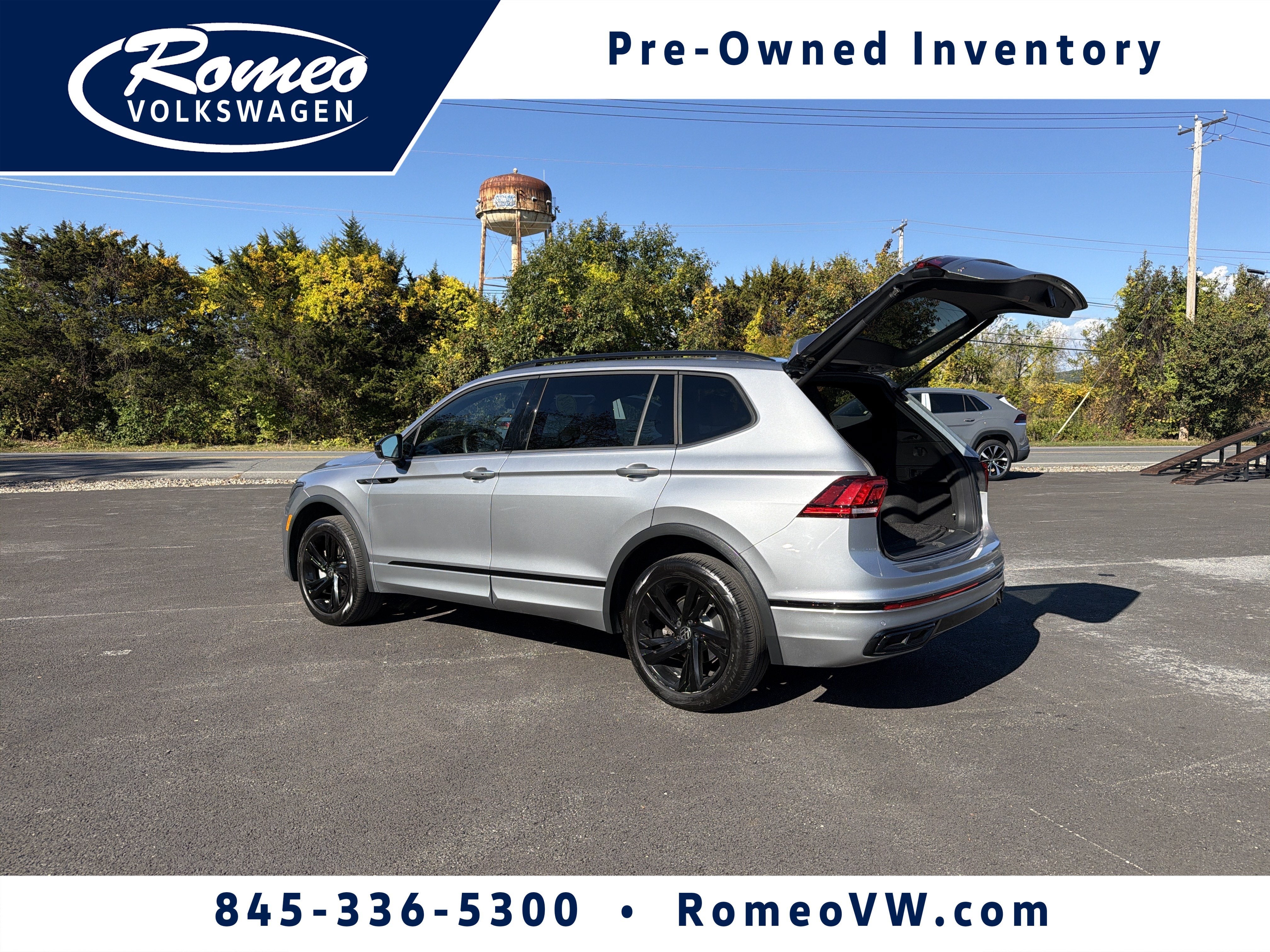 2024 Volkswagen Tiguan 2.0T SE R-Line Black