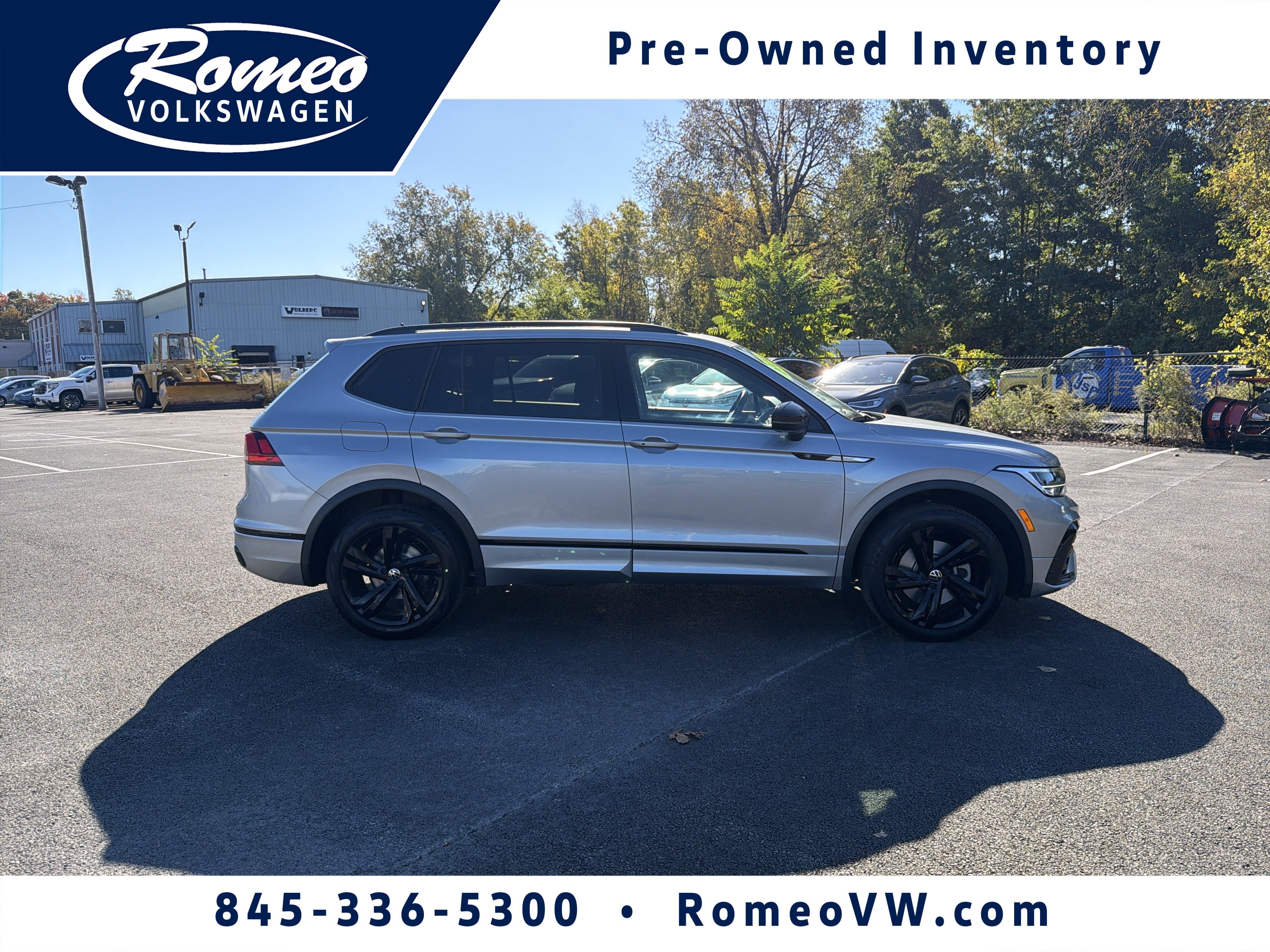 2024 Volkswagen Tiguan 2.0T SE R-Line Black