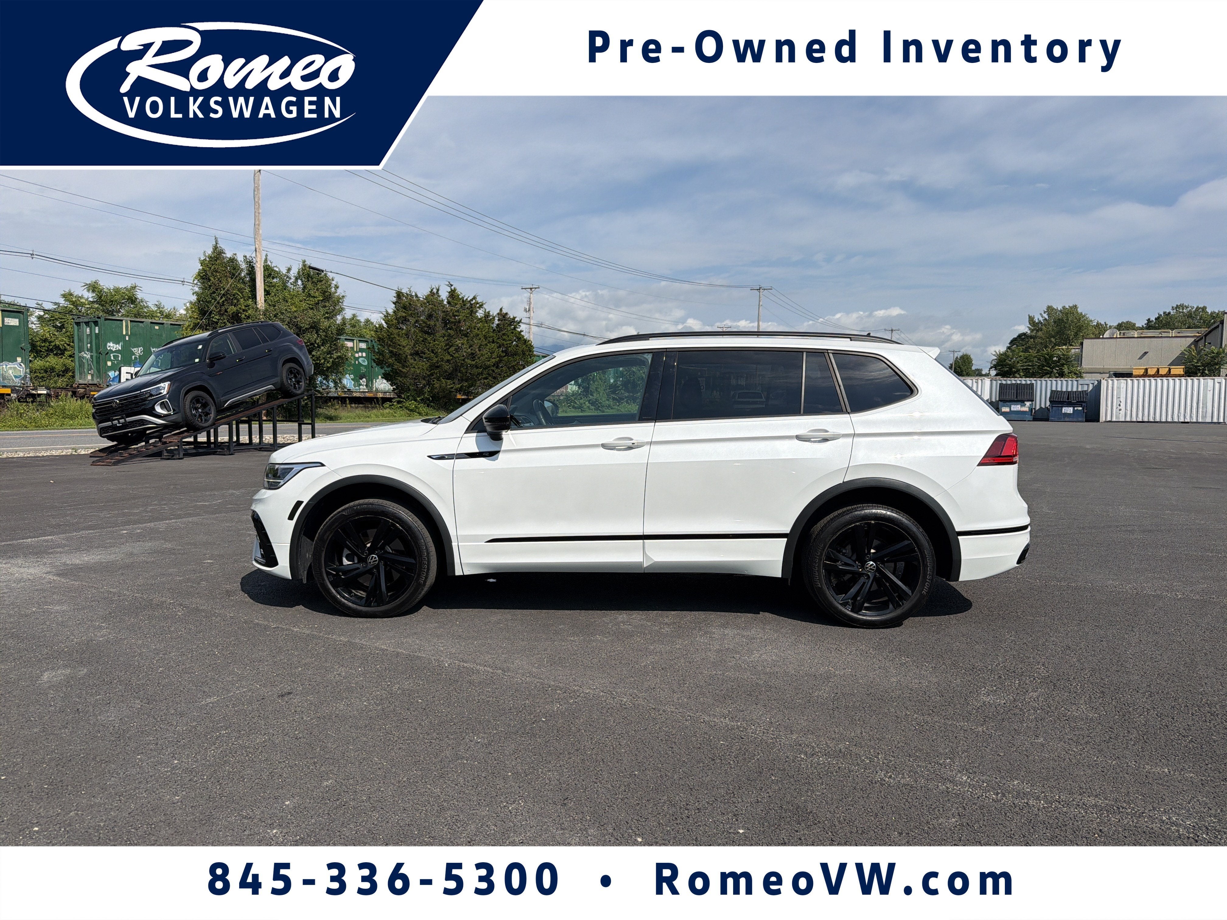 2024 Volkswagen Tiguan 2.0T SE R-Line Black