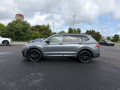 2022 Volkswagen Tiguan 2.0T SE R-Line Black