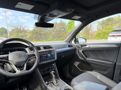 2024 Volkswagen Tiguan 2.0T SE R-Line Black