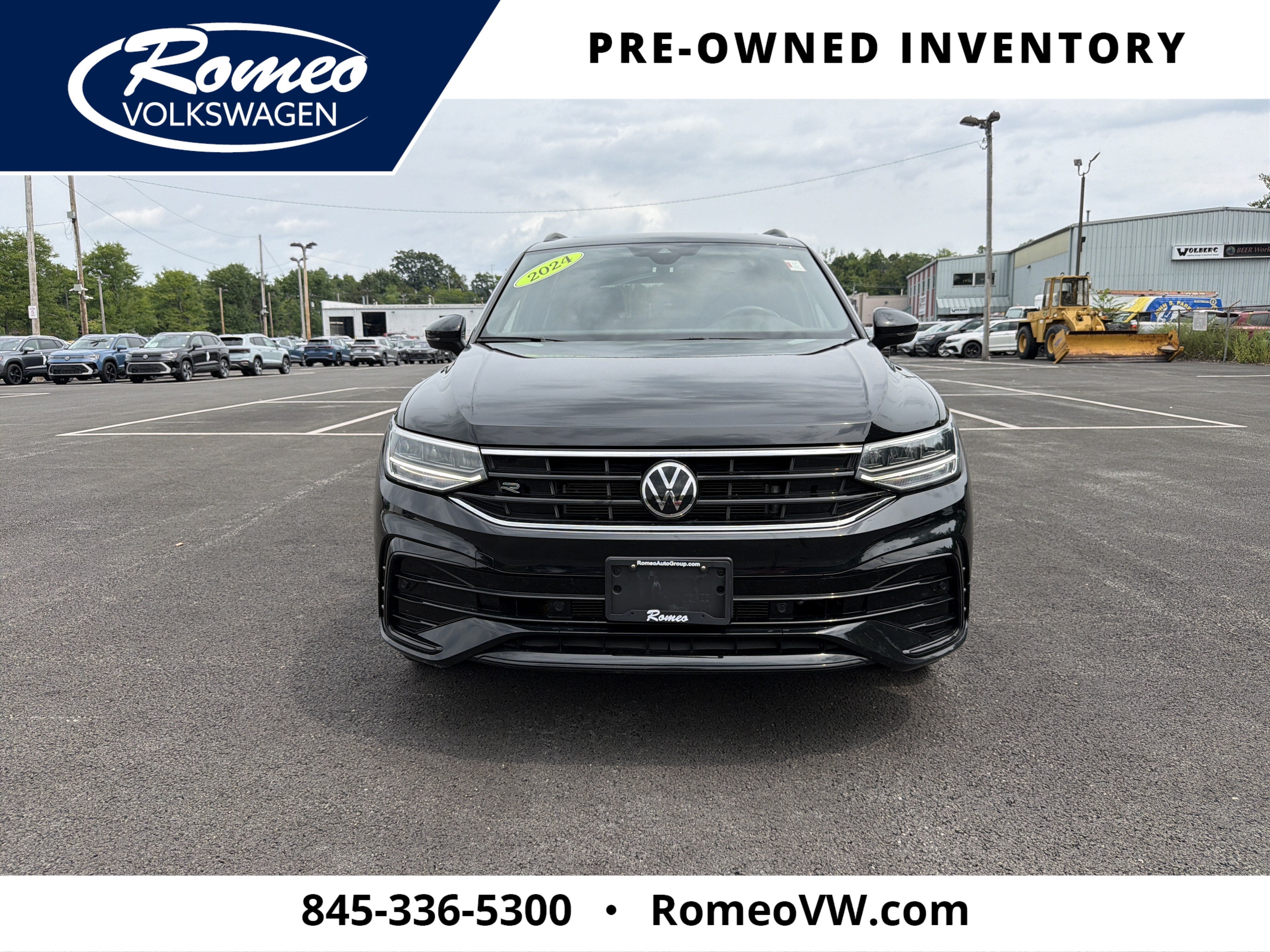 2024 Volkswagen Tiguan 2.0T SE R-Line Black