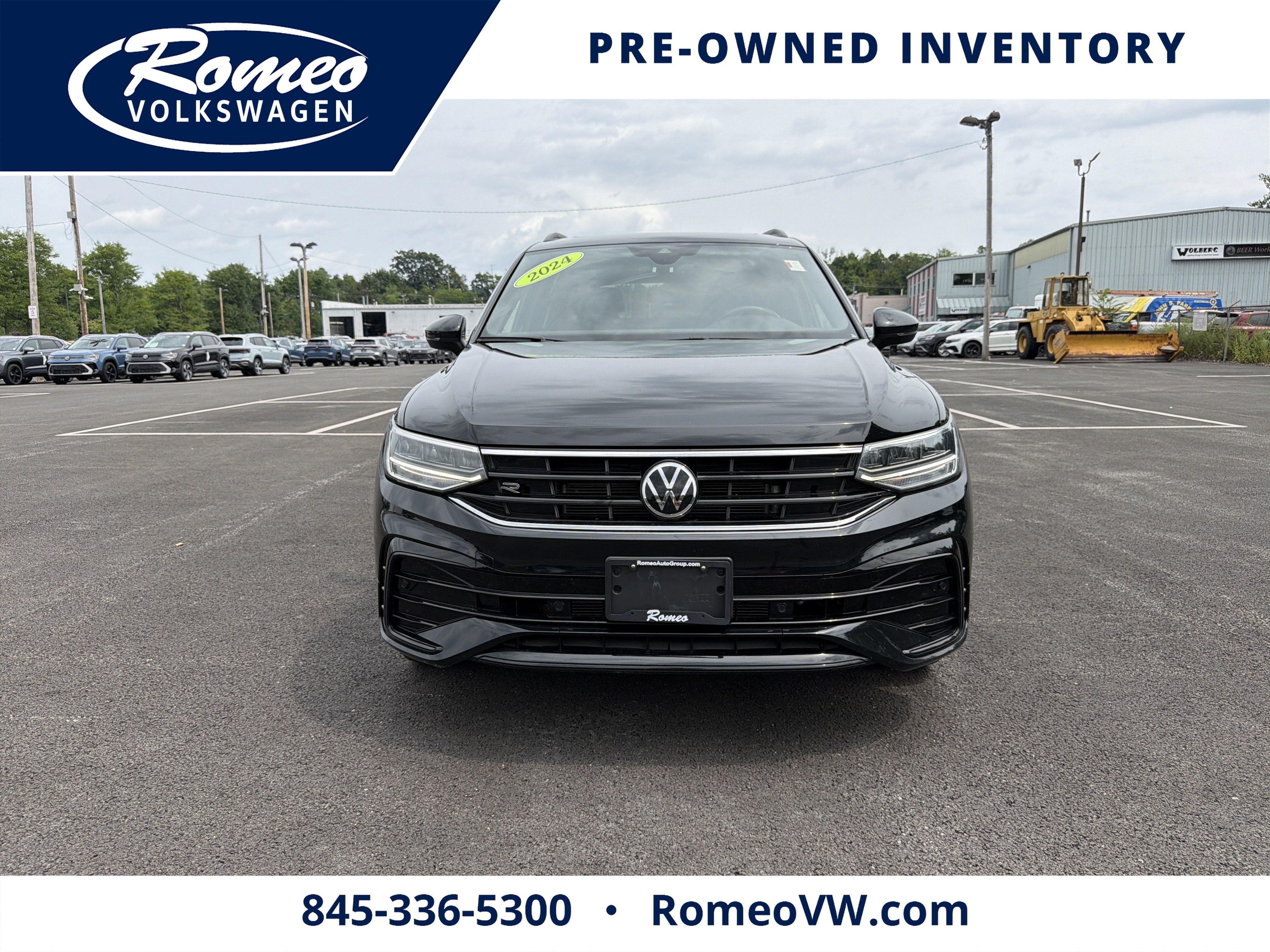 2024 Volkswagen Tiguan 2.0T SE R-Line Black