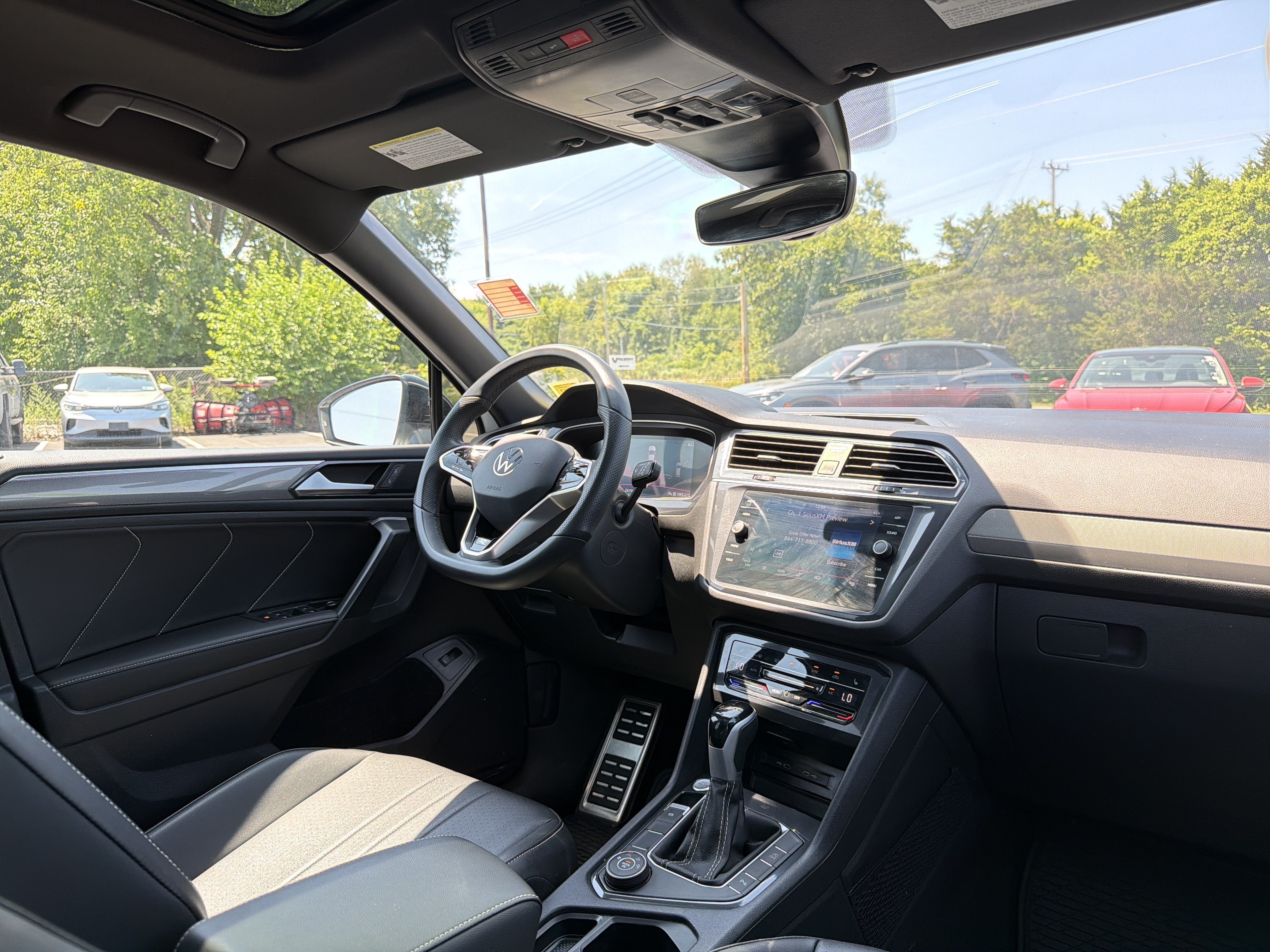 2024 Volkswagen Tiguan 2.0T SE R-Line Black