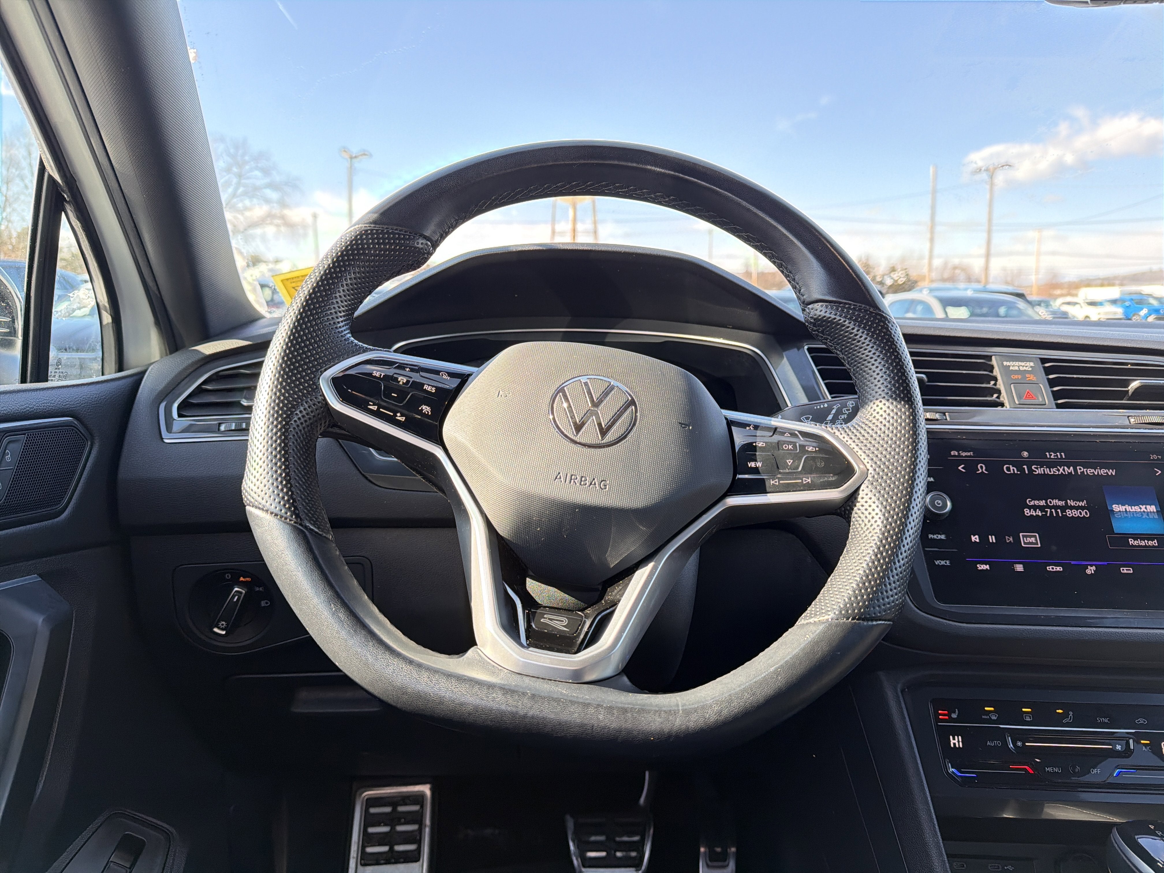 2022 Volkswagen Tiguan 2.0T SE R-Line Black