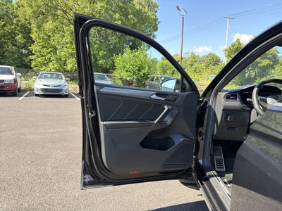 2023 Volkswagen Tiguan 2.0T SE R-Line Black