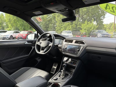 2024 Volkswagen Tiguan 2.0T SE R-Line Black