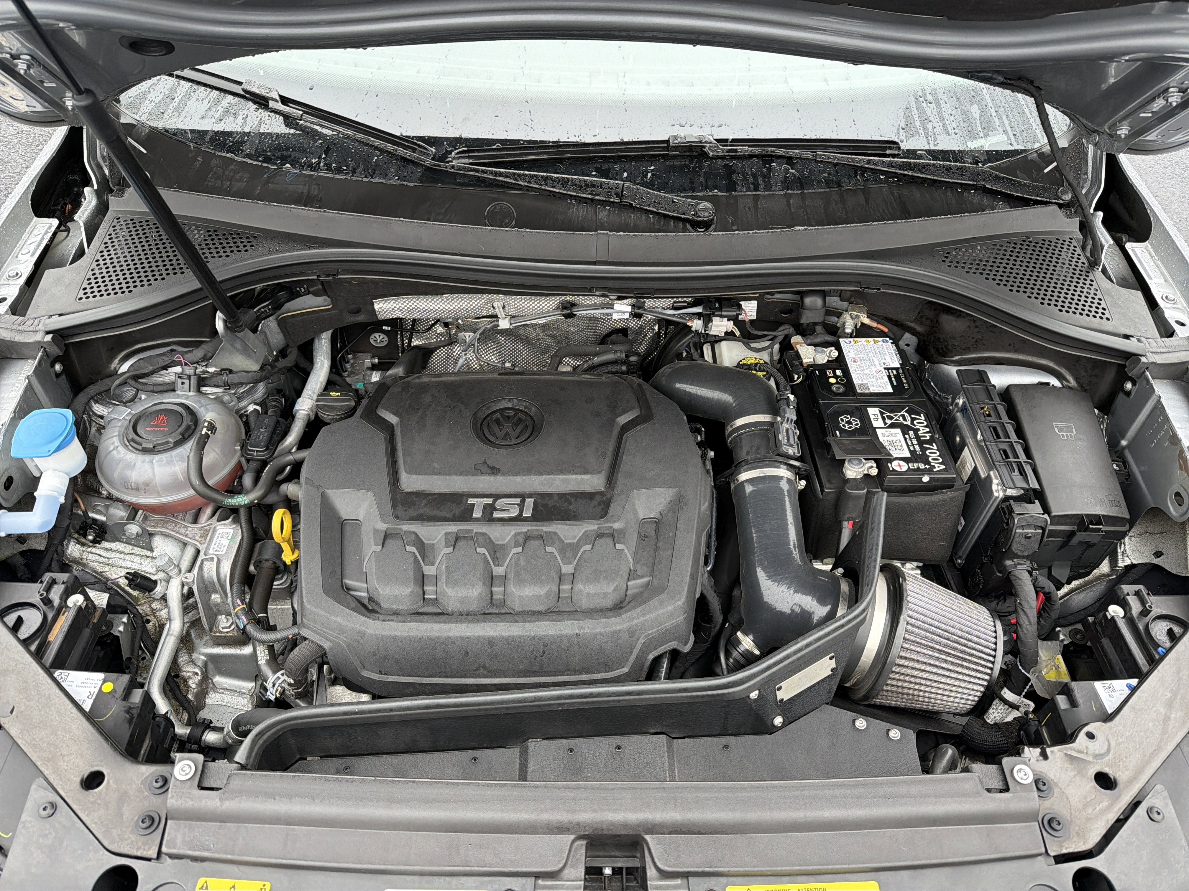 2024 Volkswagen Tiguan 2.0T SE R-Line Black