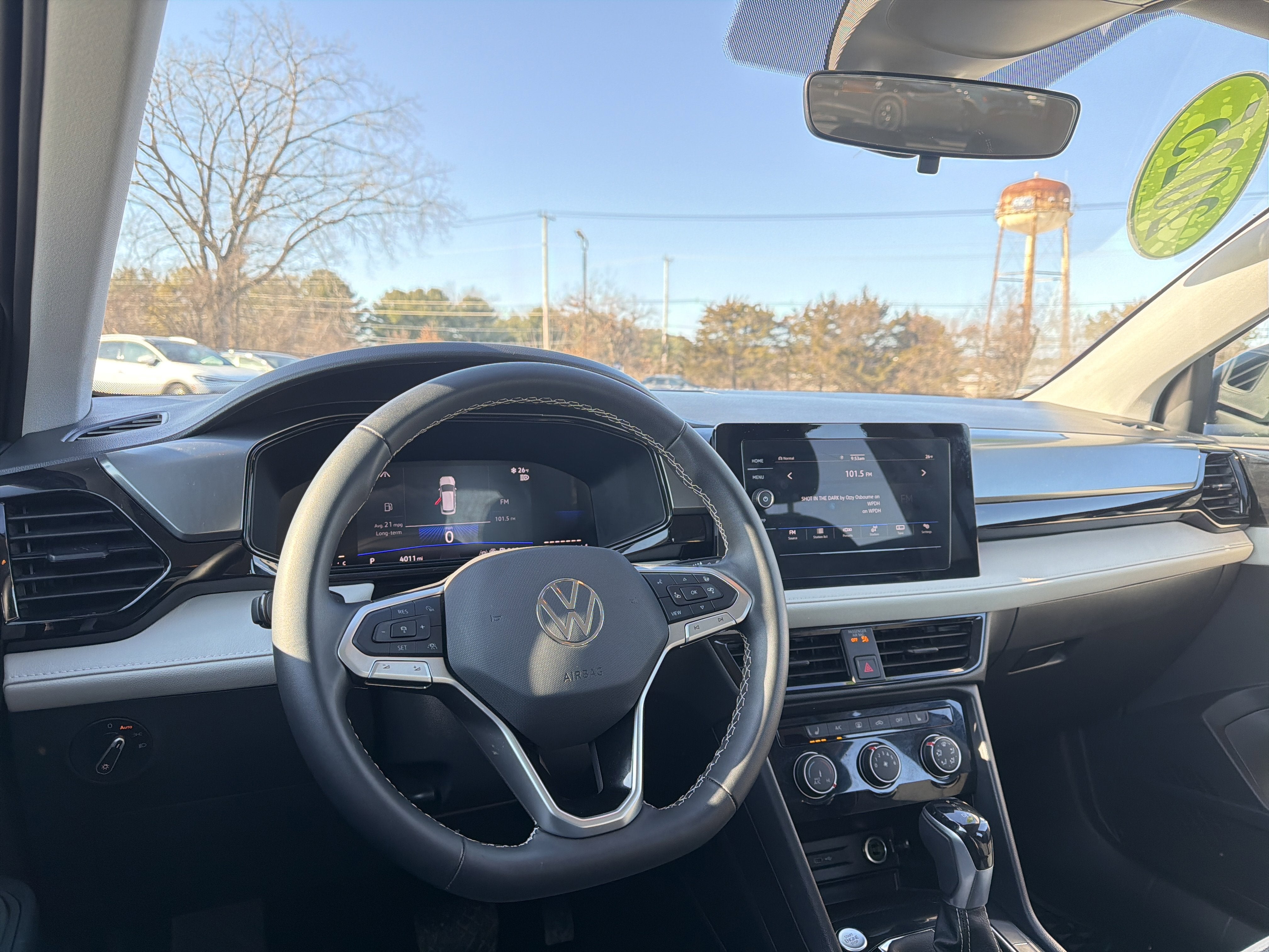 2025 Volkswagen Taos 1.5T S