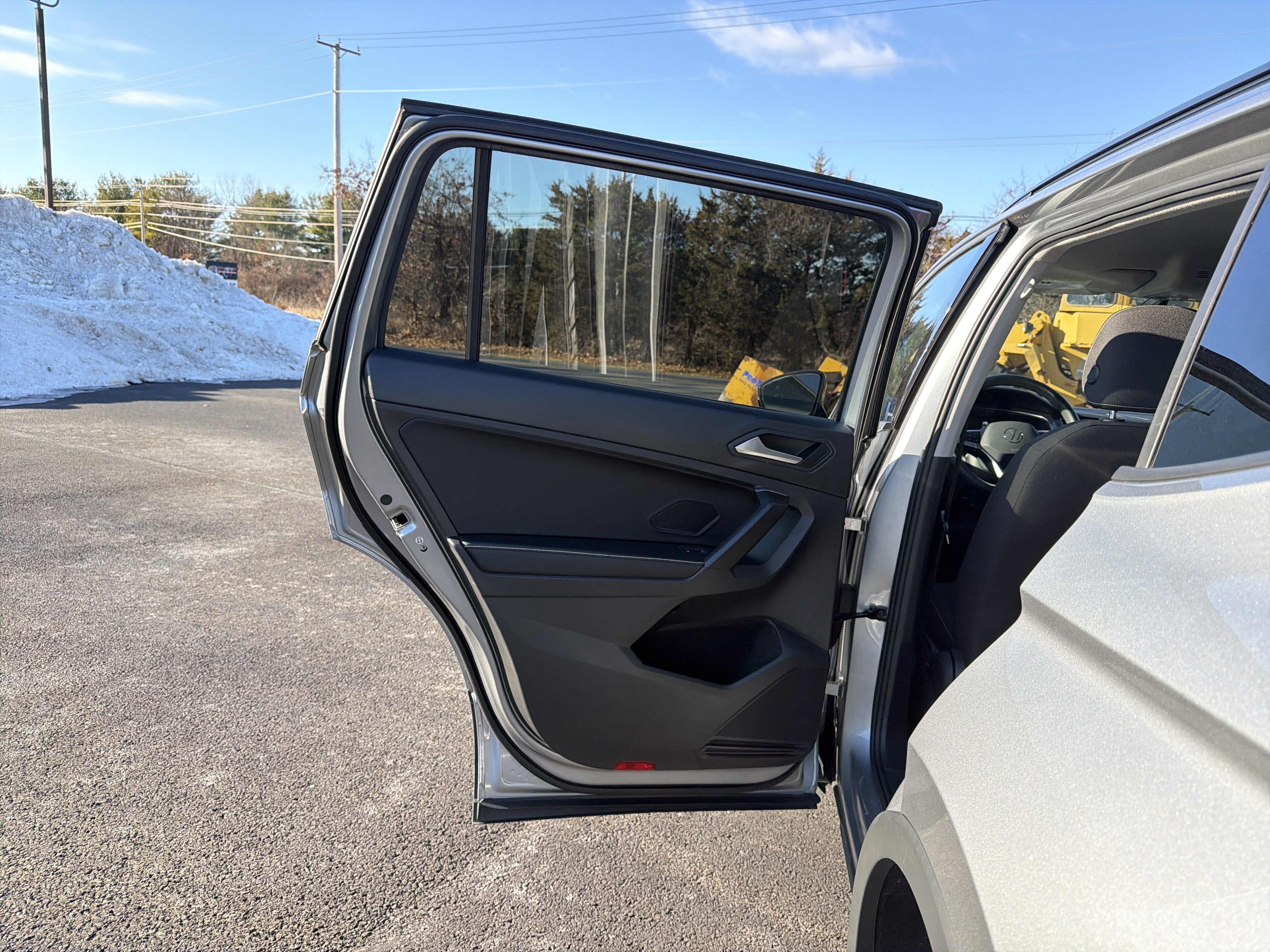 2023 Volkswagen Tiguan 2.0T S